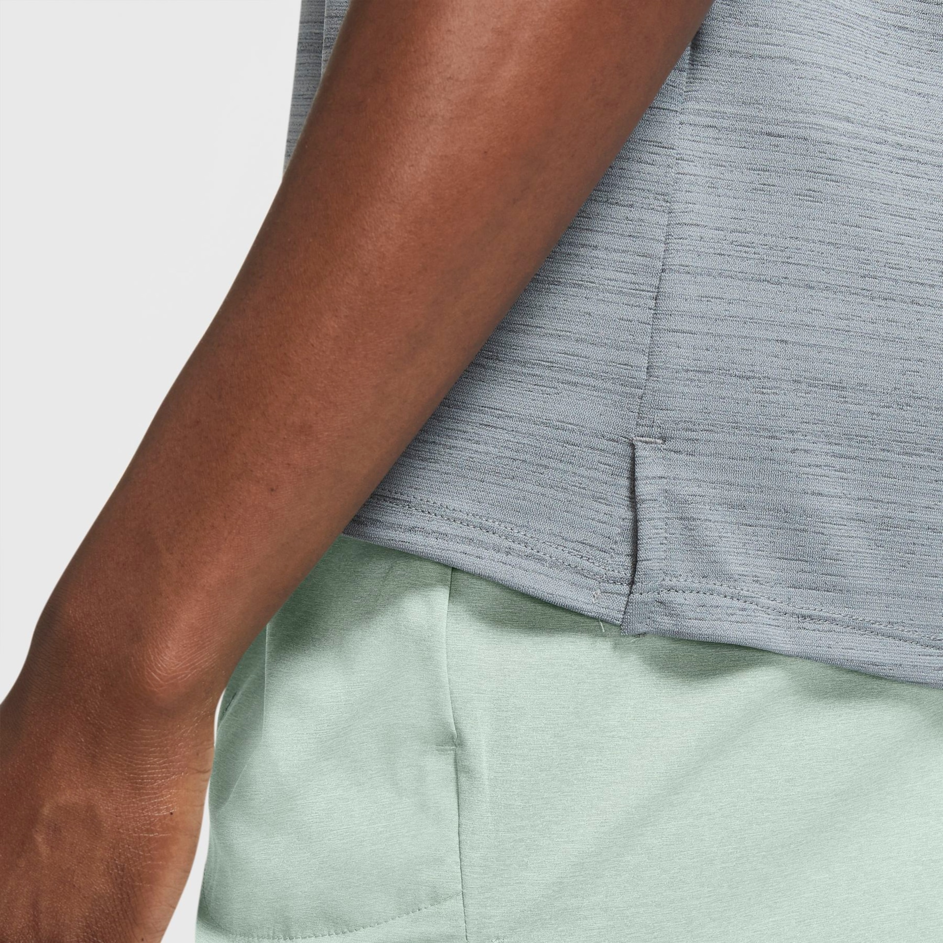 Regata Nike Dri-FIT Miler Masculina - Foto 4