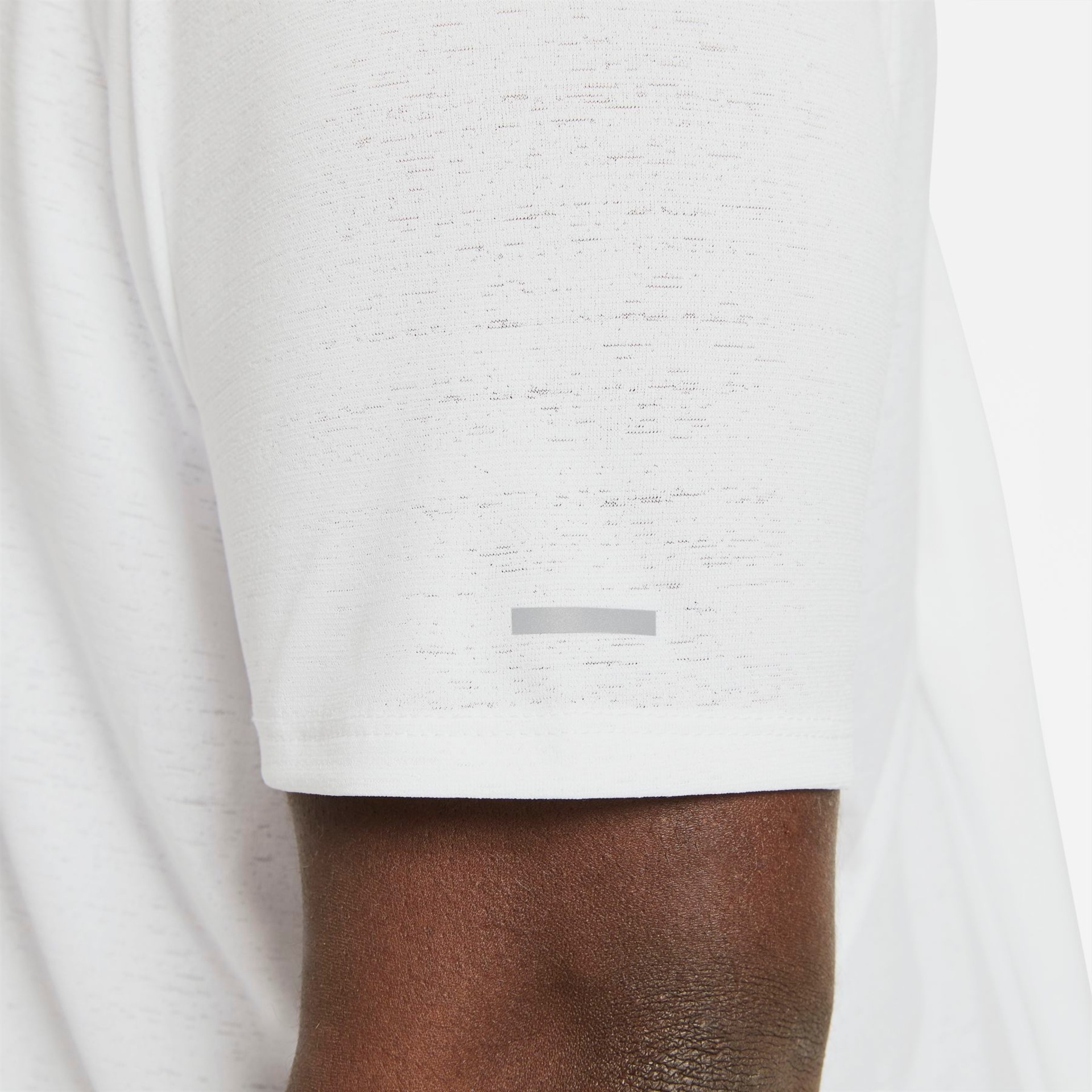 Camiseta Nike Dri-FIT Miler Top Masculina - Foto 12