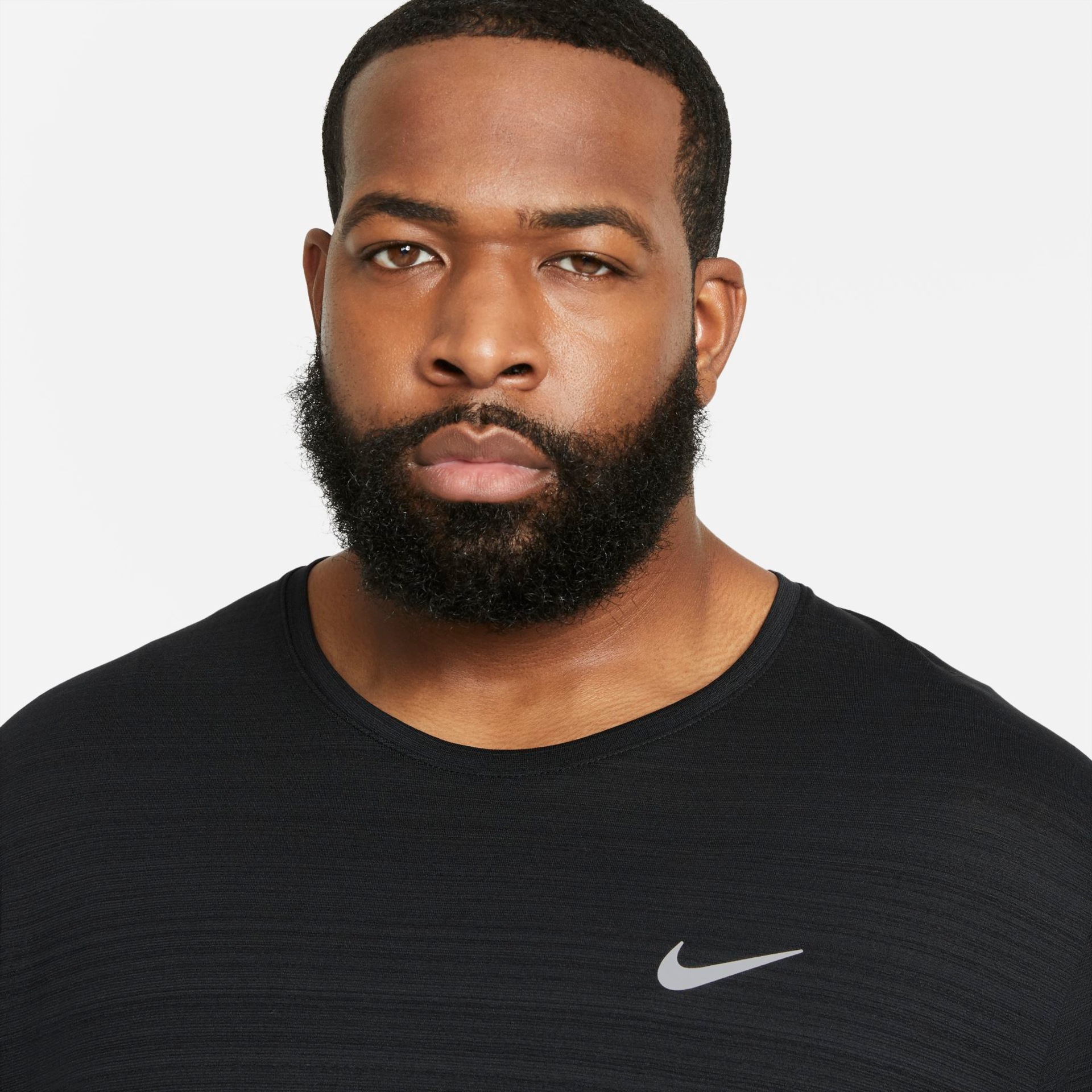 Camiseta Nike Dri-FIT Miler Top Masculina - Foto 10