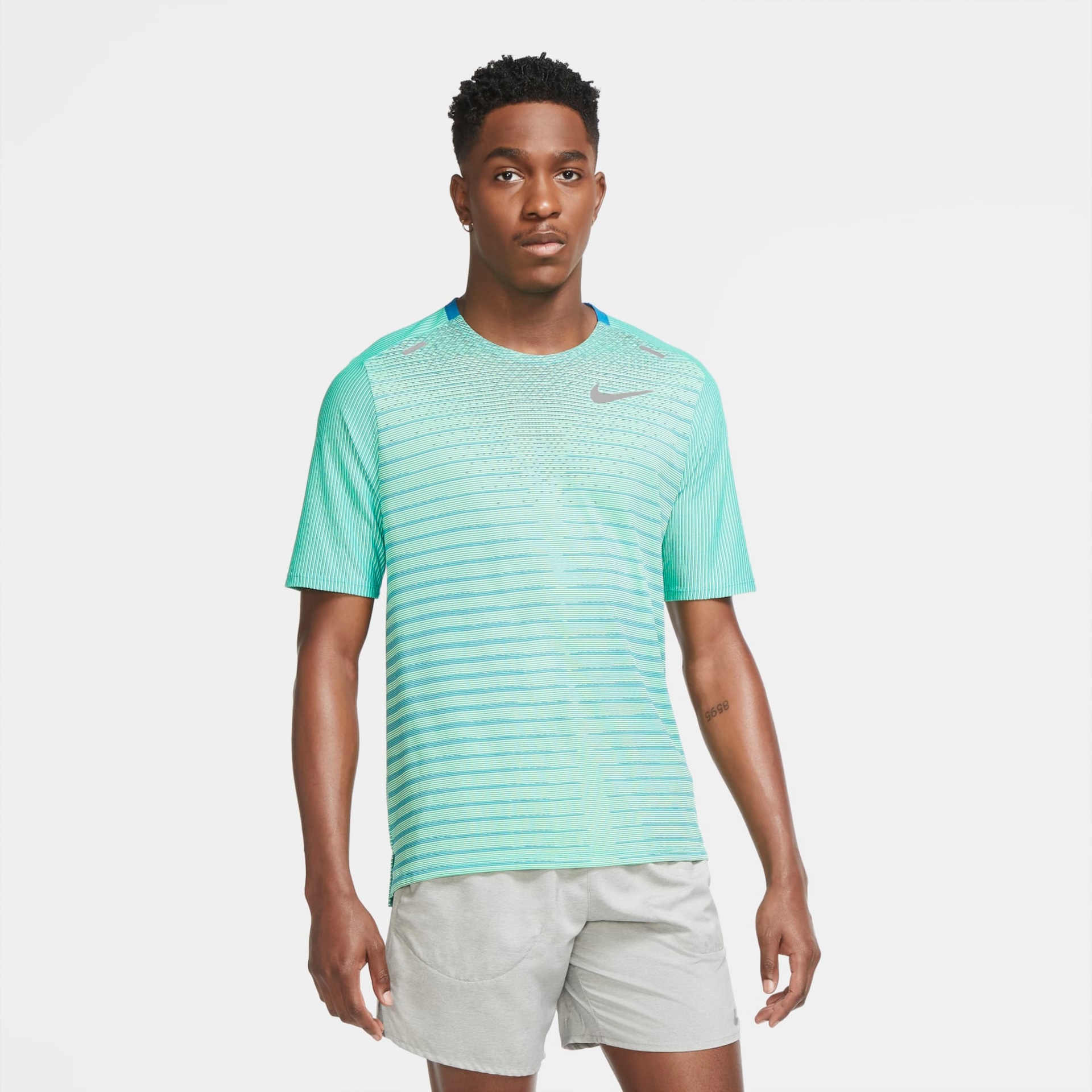 Camiseta Nike TechKnit Future Fast Masculina - Foto 1
