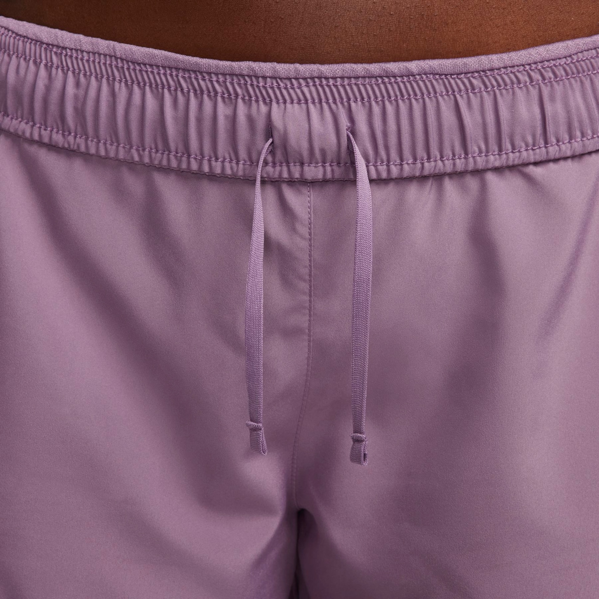 Shorts Nike Tempo Feminino - Foto 4