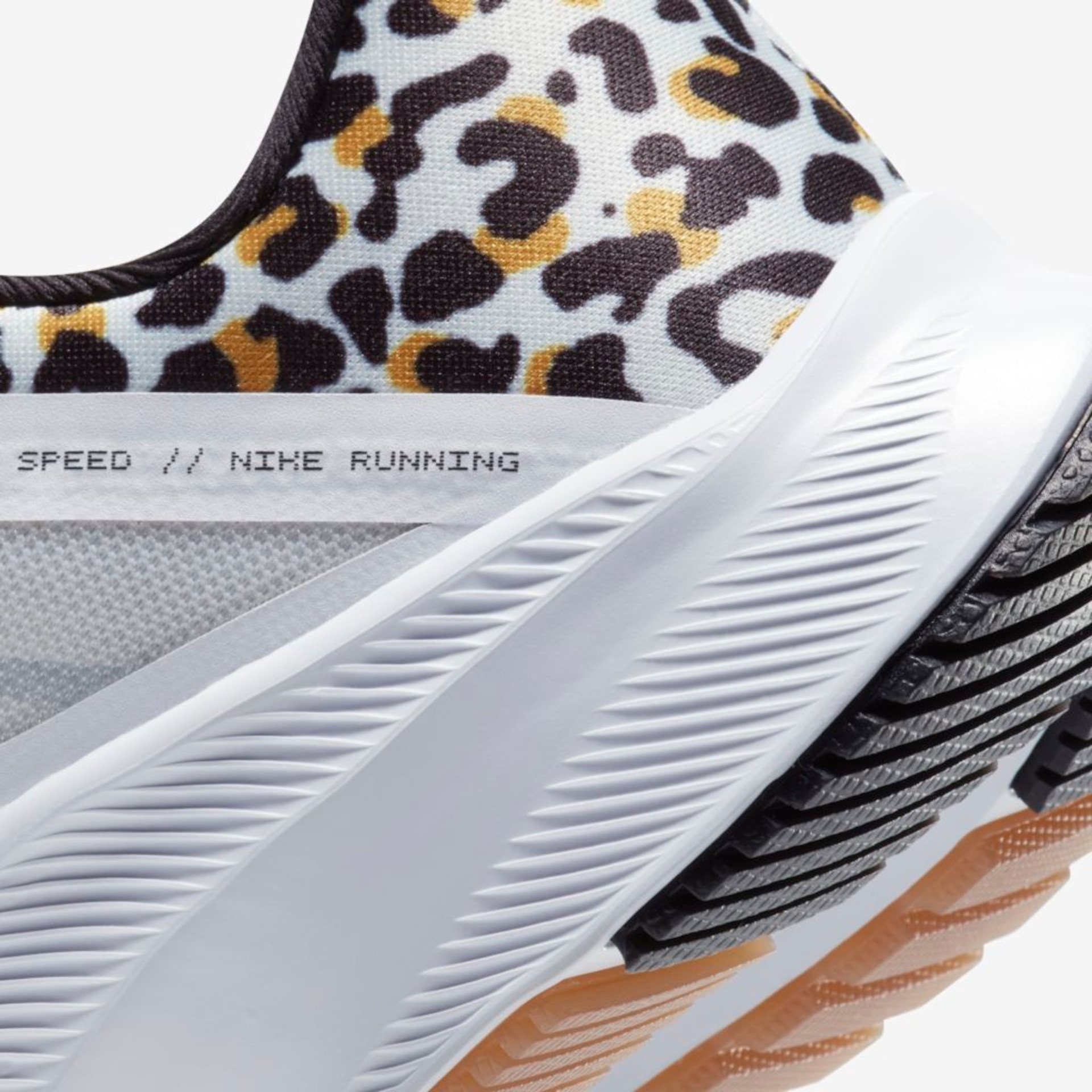 Tênis Nike Quest 3 Premium Feminino - Foto 8