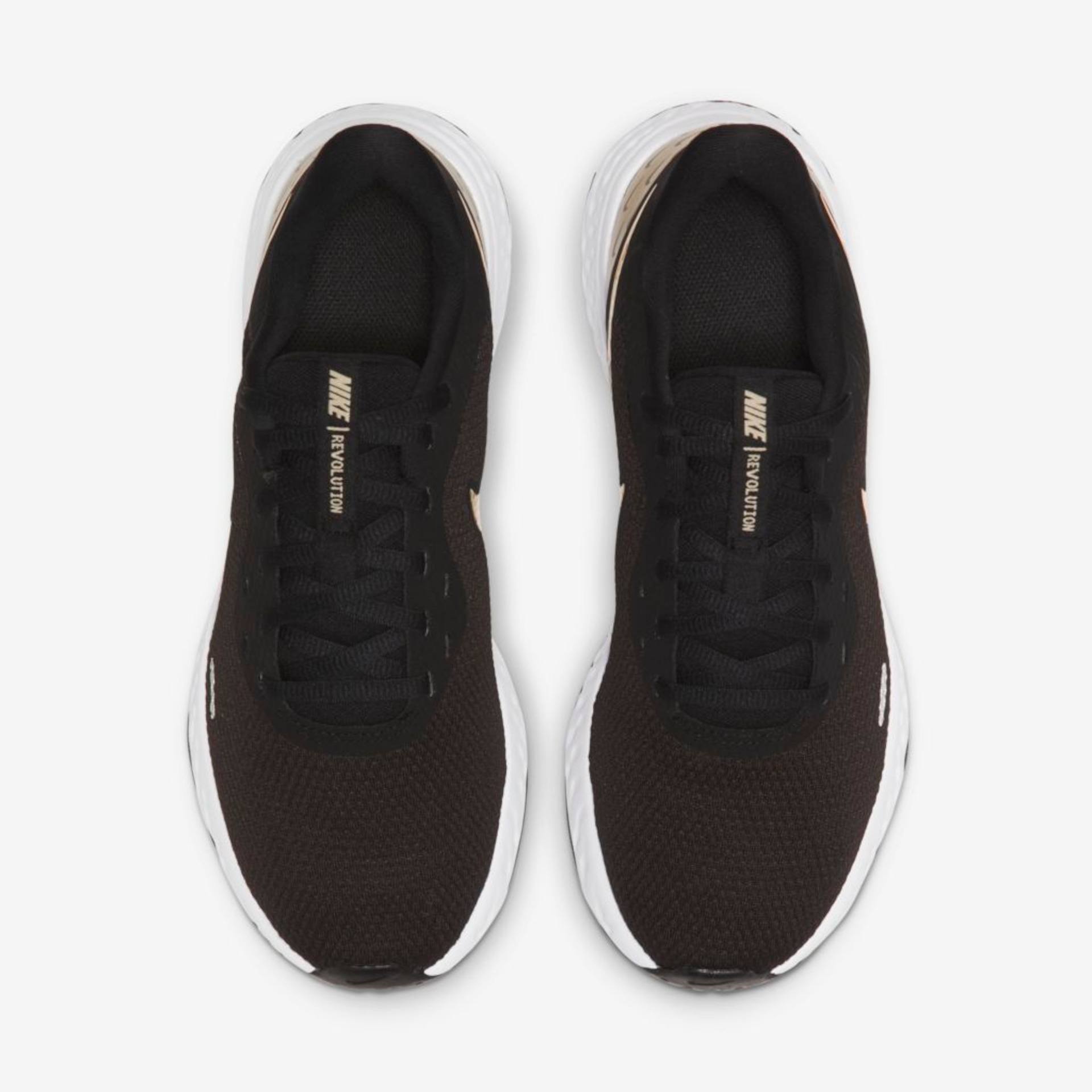 Tênis Nike Revolution 5 Premium Feminino - Foto 4
