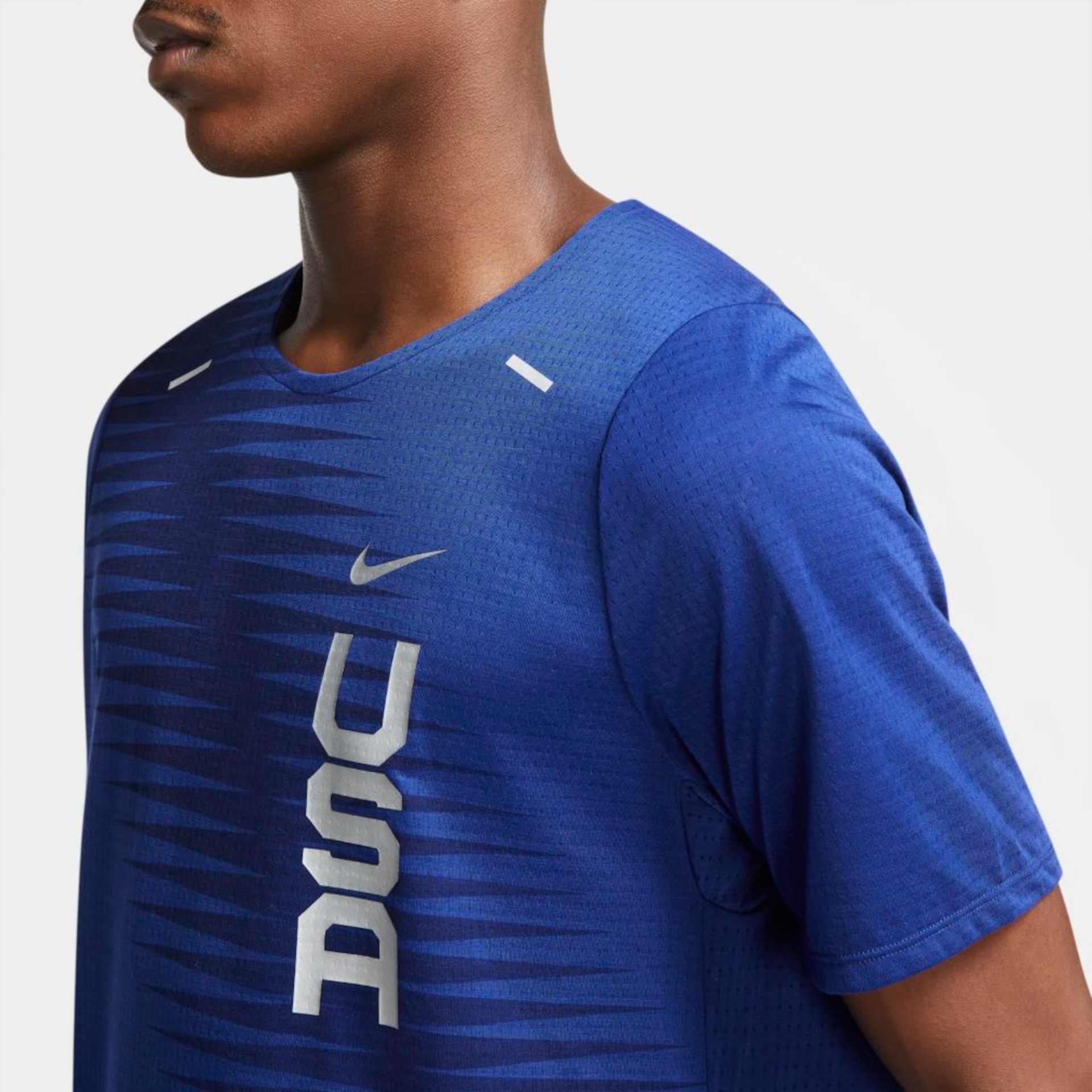 Camiseta Nike Team USA Rise 365 Masculina - Foto 4