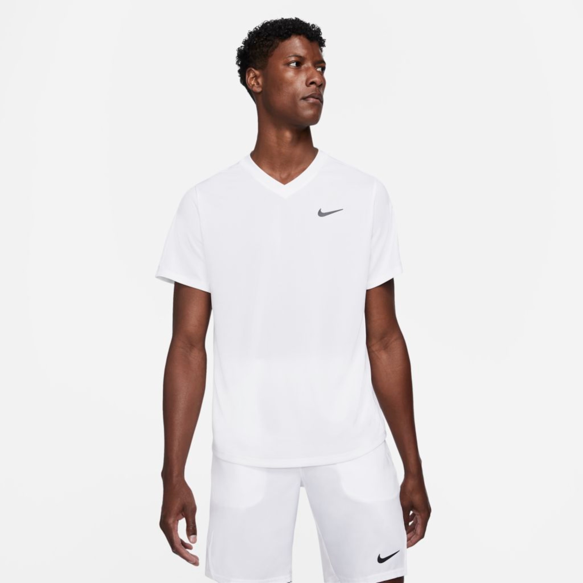 Camiseta NikeCourt Dri-FIT Victory Masculina - Foto 6