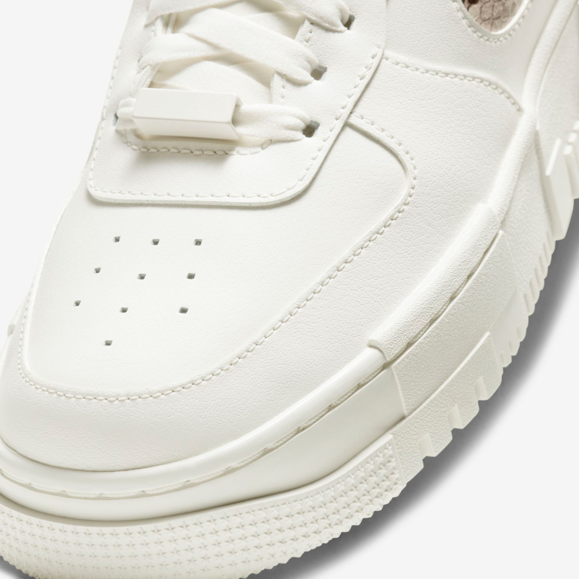 Tênis Nike AF1 Pixel Edição Especial Feminino - Foto 7