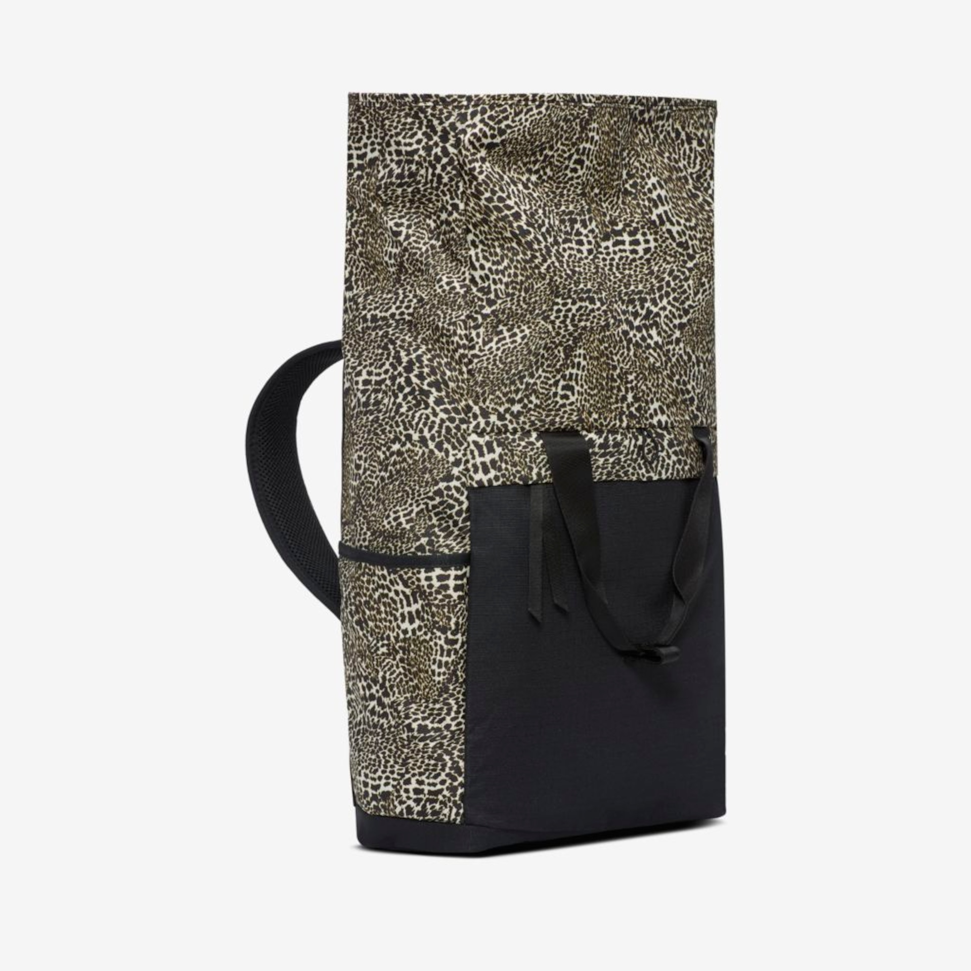 Mochila Nike Radiate Feminina - Foto 5