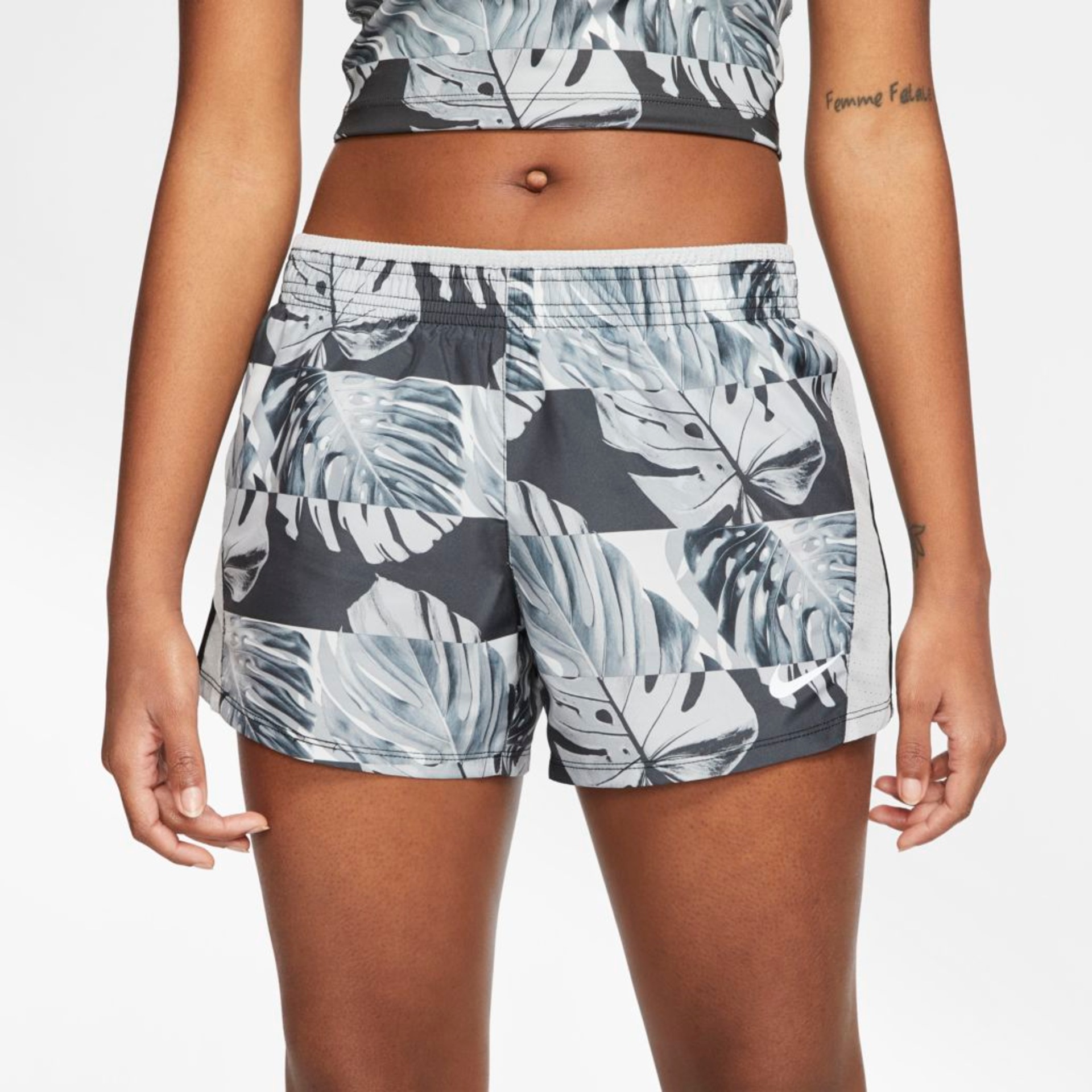 Shorts Nike 10K Feminino - Foto 2
