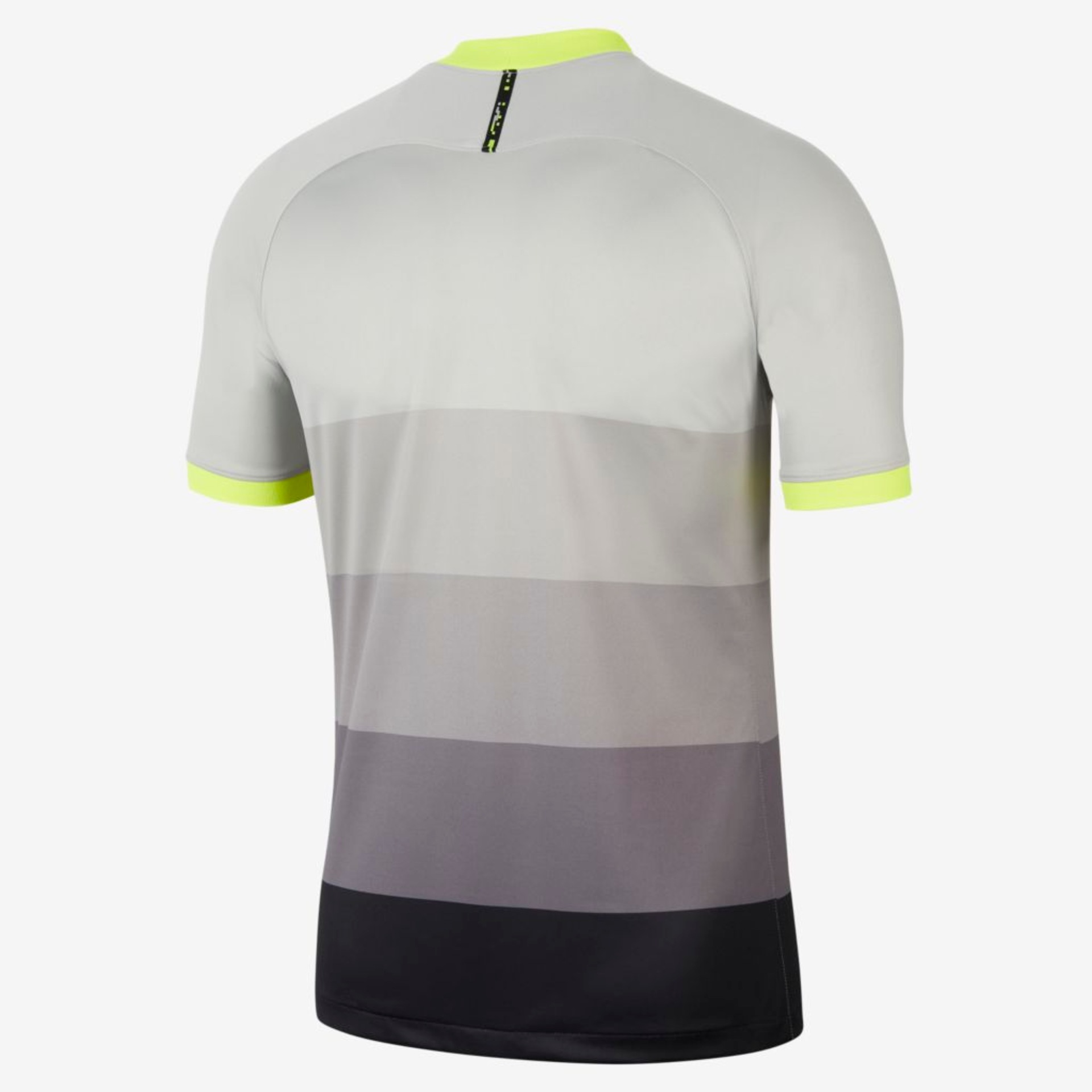 Camisa Nike Tottenham Air Max Torcedor Pro Masculina - Foto 2