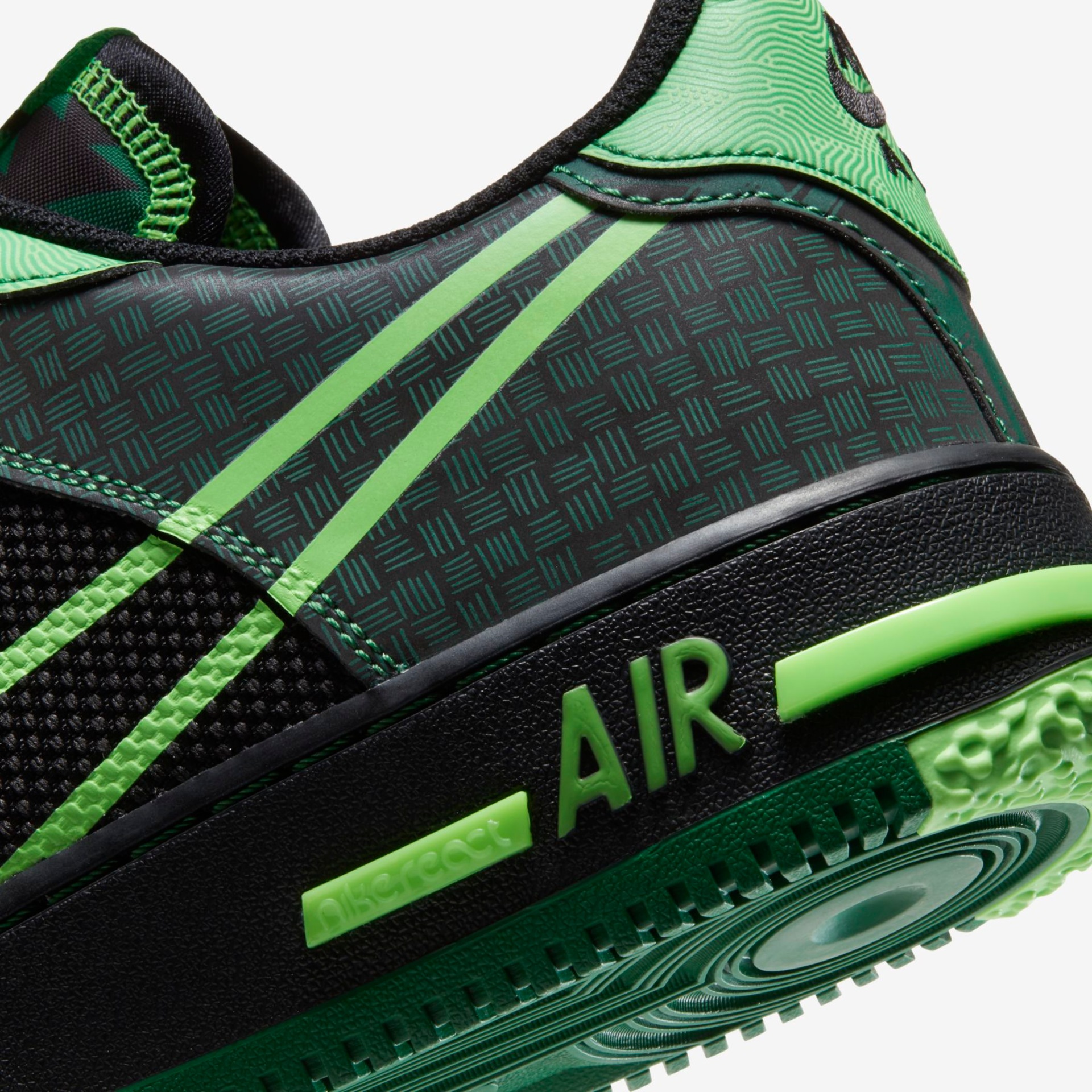 Tênis Nike Air Force 1 React Masculino - Foto 8