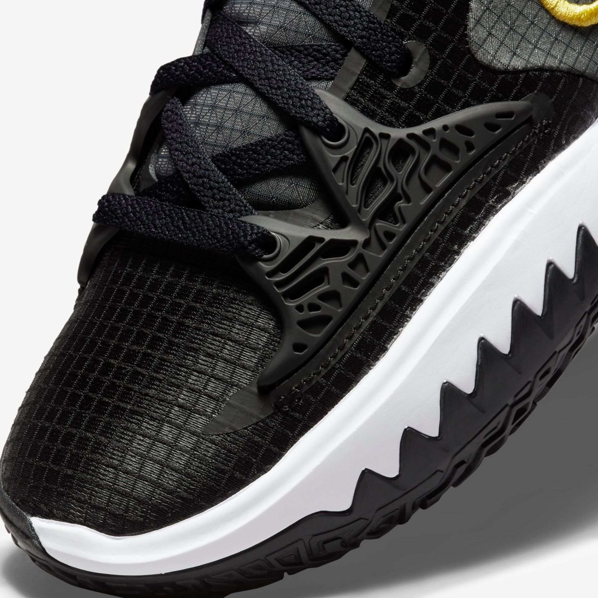 Tênis Nike Kyrie Low 4 Unissex - Foto 7