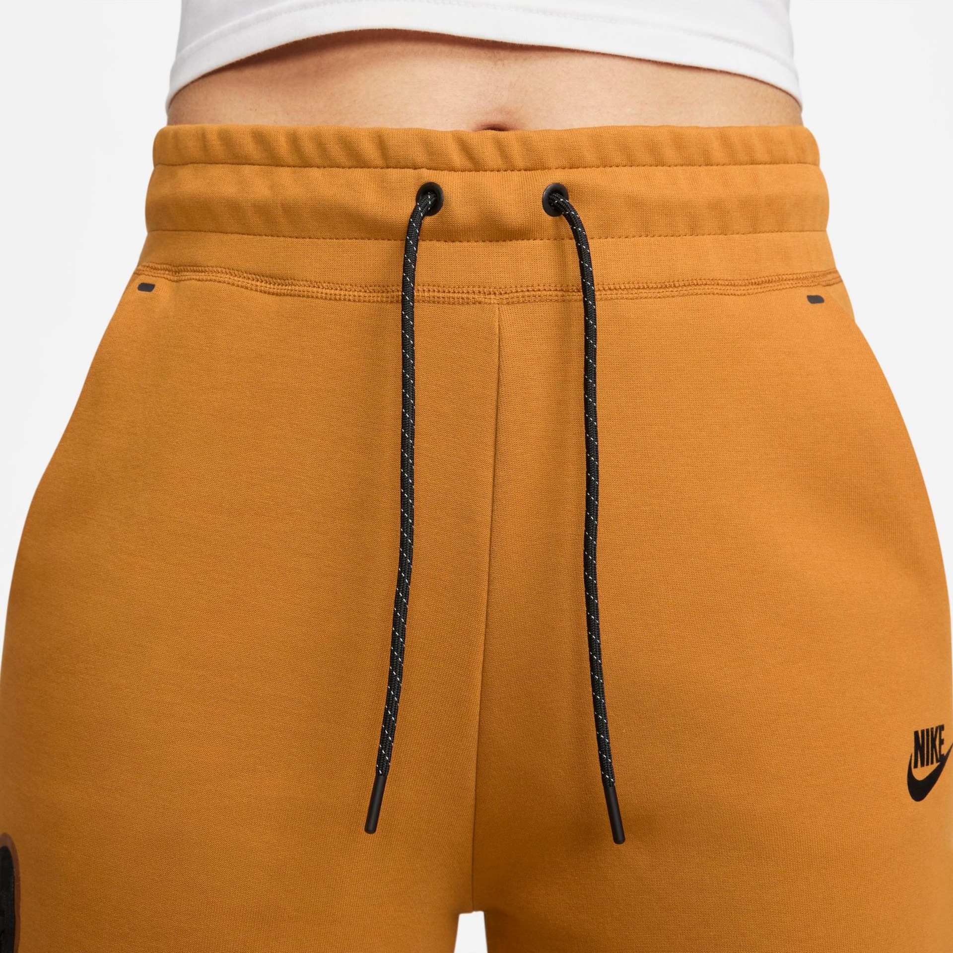 Calça Nike Sportswear Tech Fleece Feminina - Foto 3