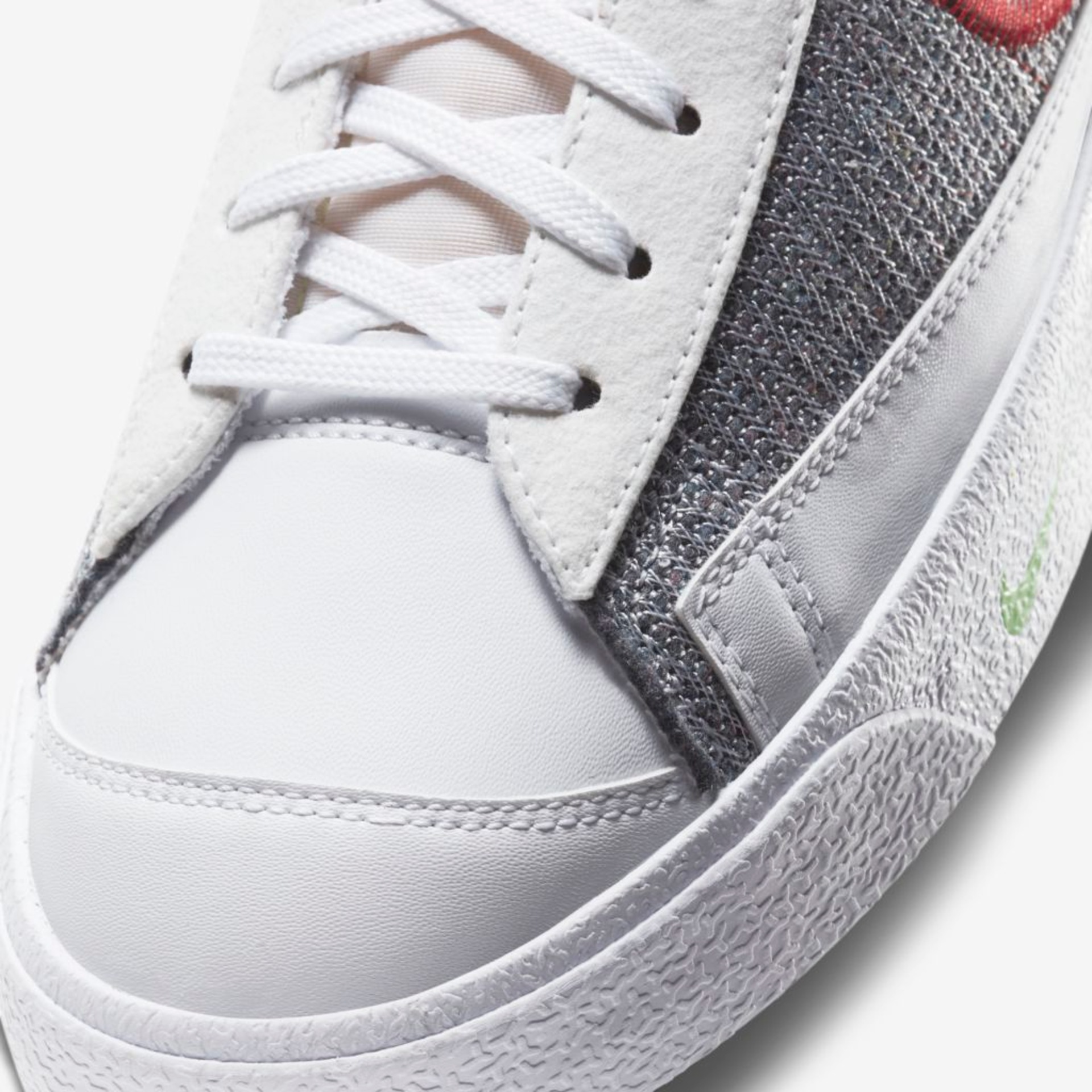 Tênis Nike Blazer Mid '77 Vintage Unissex - Foto 7