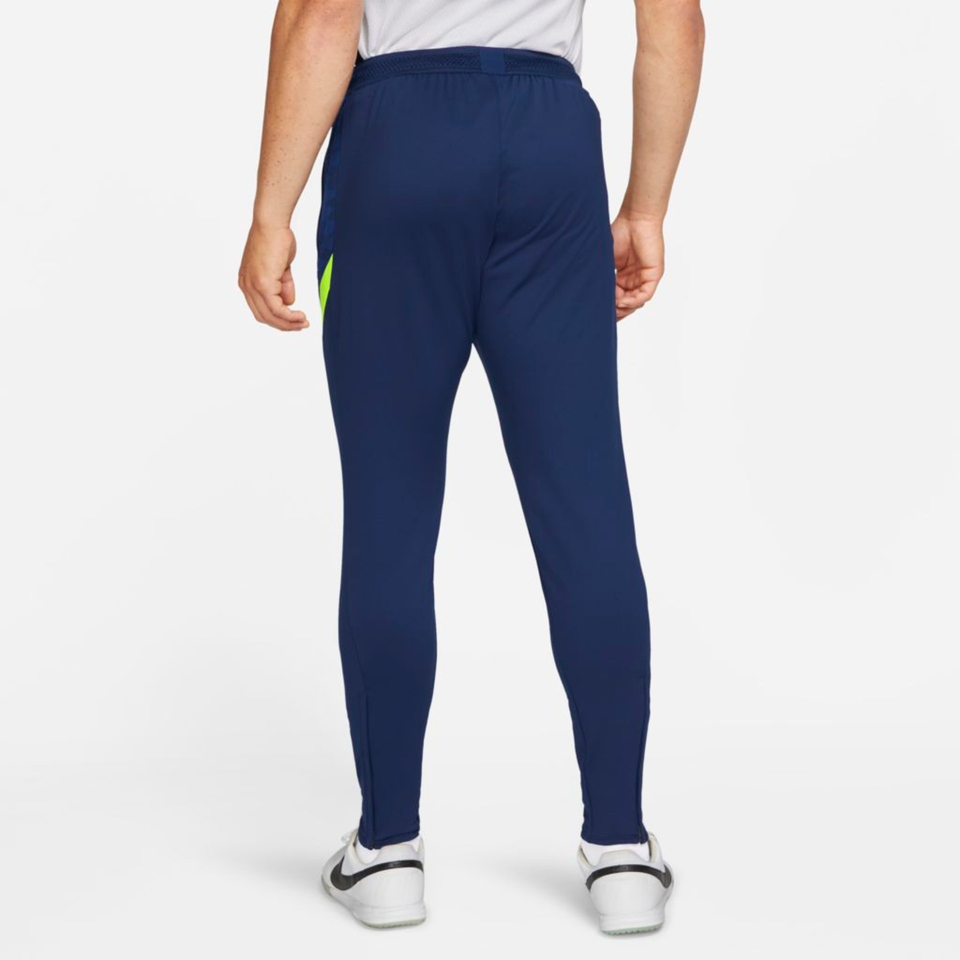 Calça Nike Dri-FIT Strike Masculina - Foto 2