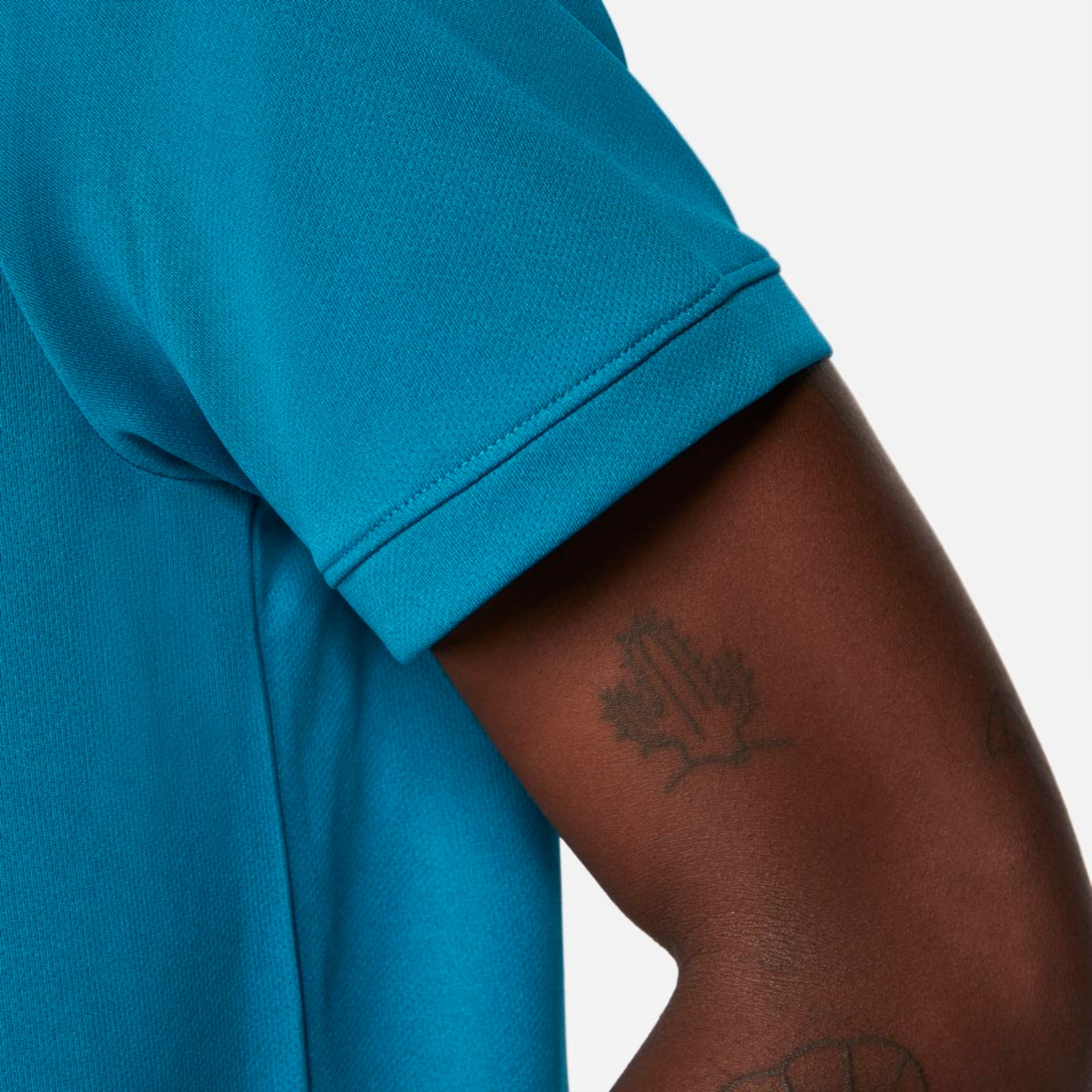 Camisa Polo Nike Court Dri-FIT Masculina - Foto 4