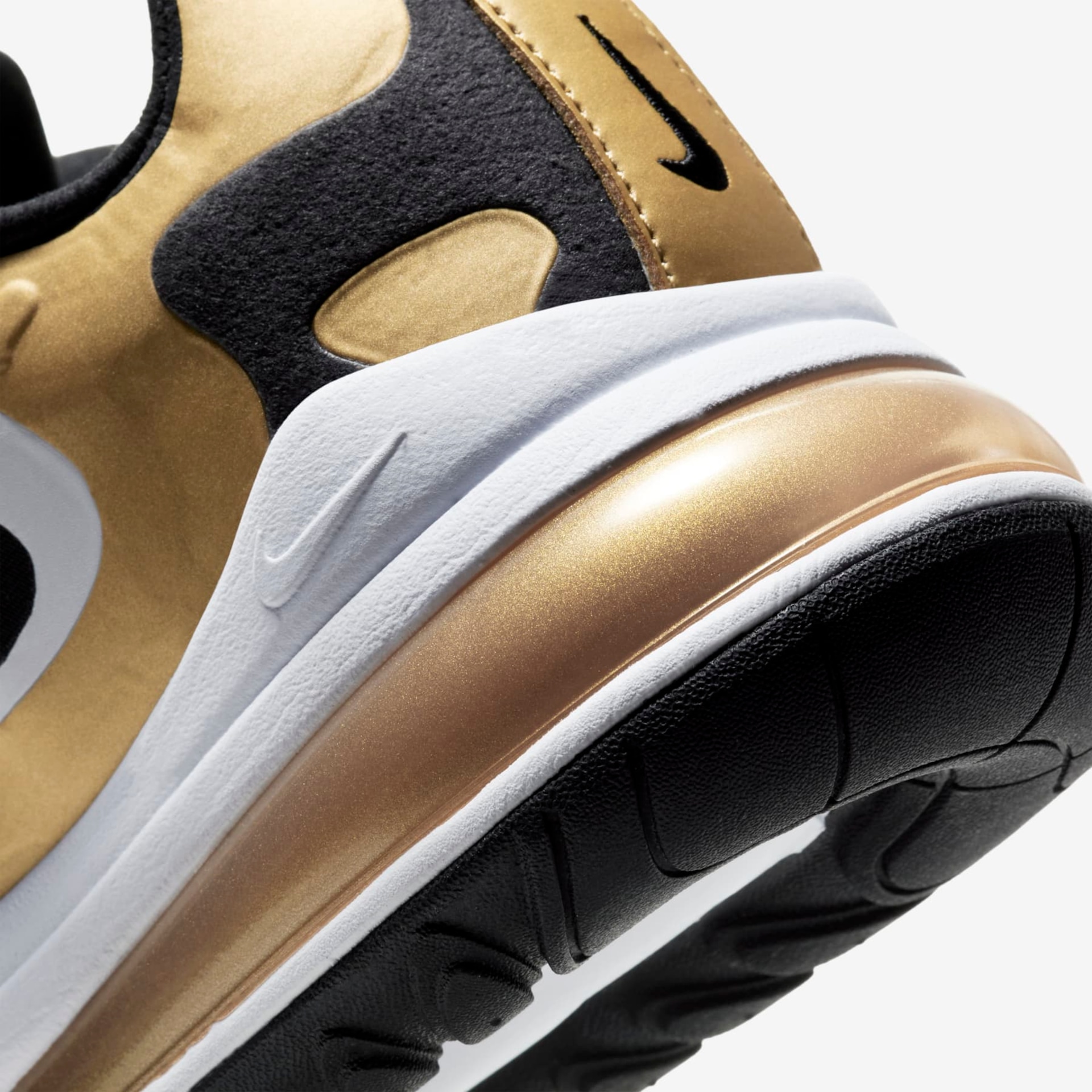 Tênis Nike Air Max 270 React Masculino - Foto 8