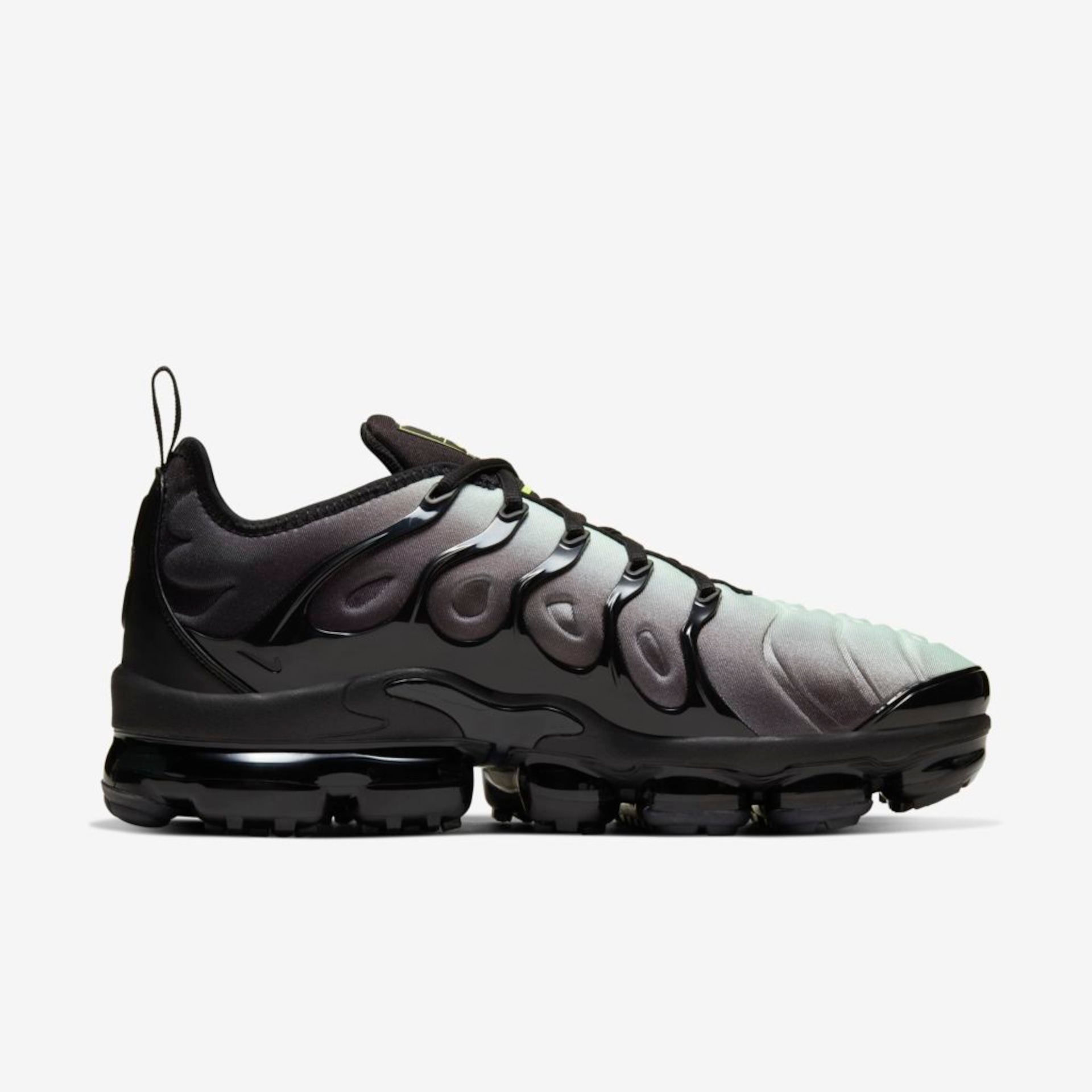 Tênis Nike Air VaporMax Plus Masculino - Foto 3