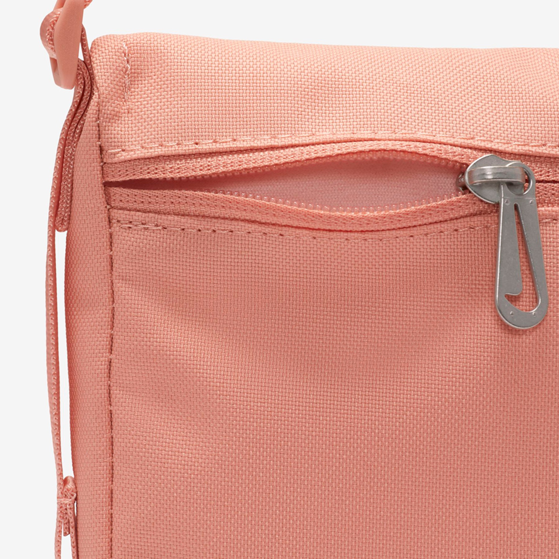 Bolsa Transversal Nike Sportswear Futura 365 Feminina - Foto 7