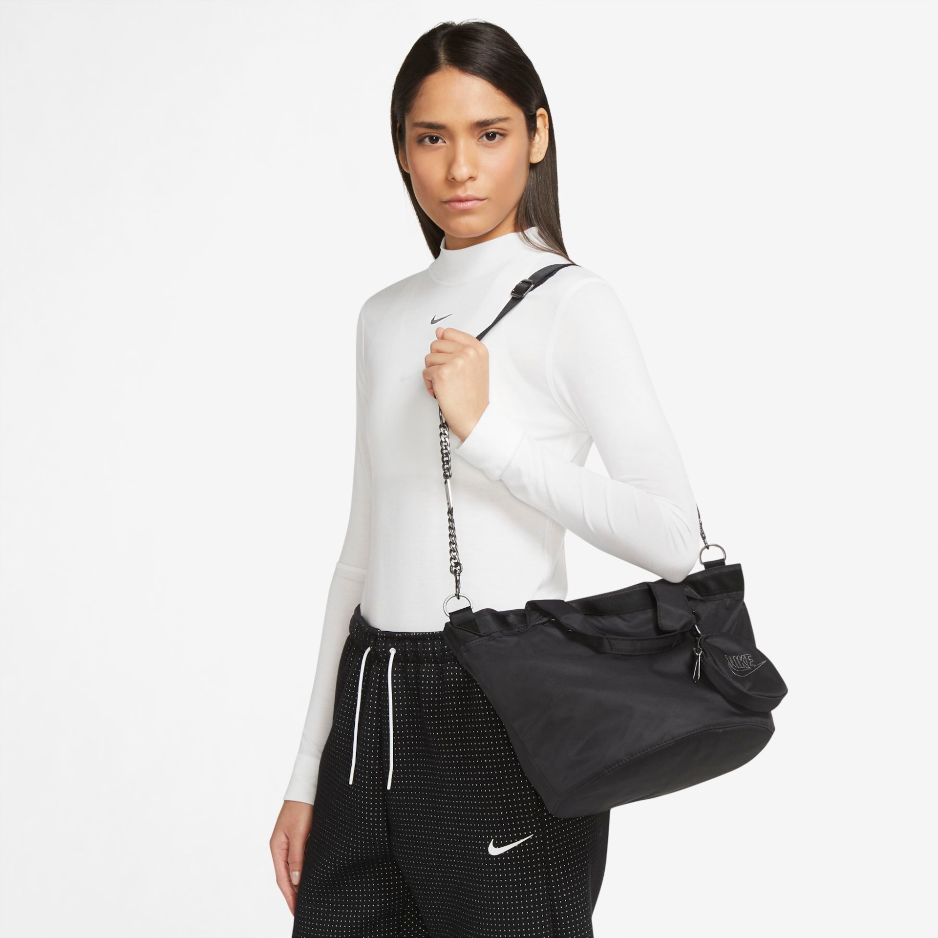 Bolsa Nike Sportswear Futura Luxe Feminina - Foto 1