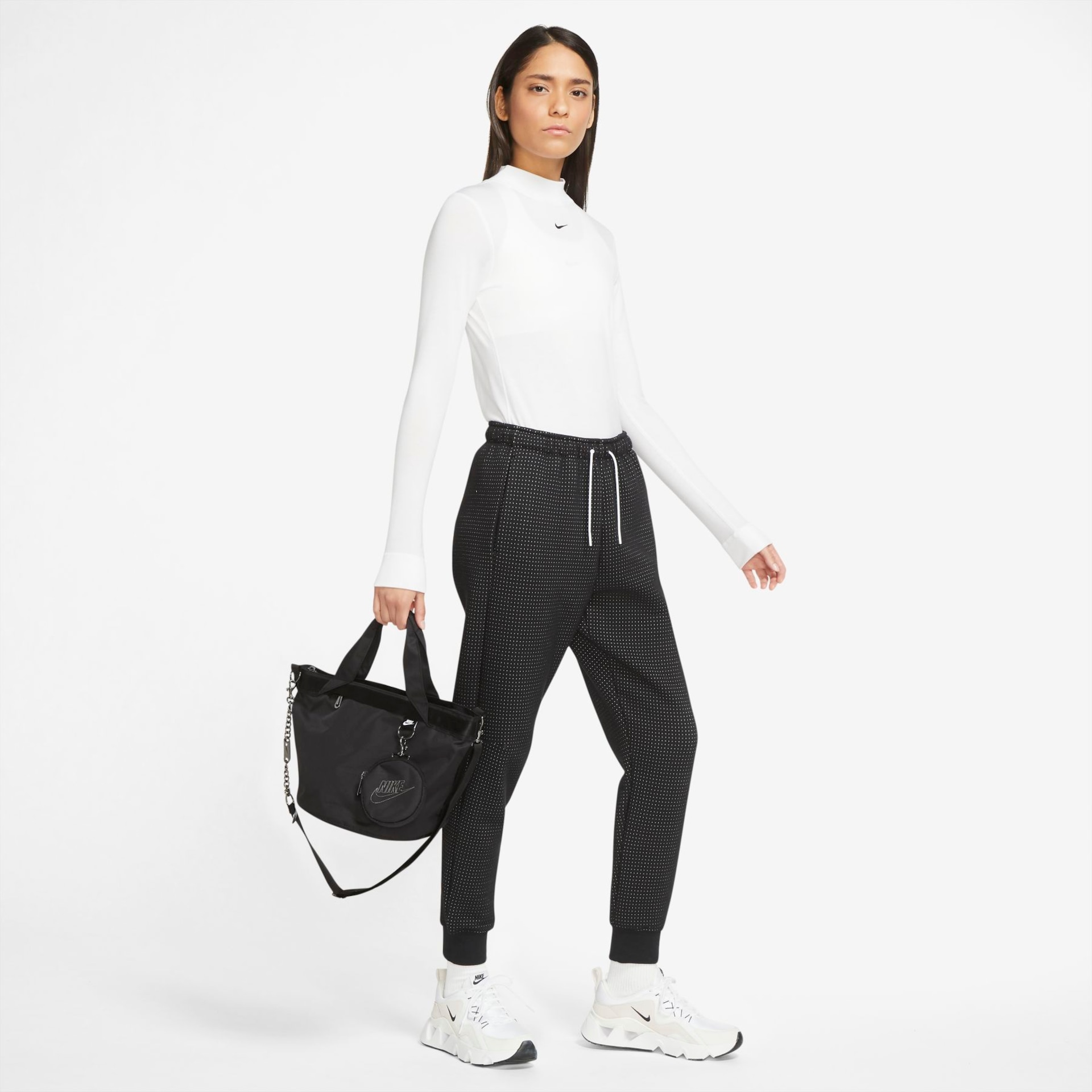 Bolsa Nike Sportswear Futura Luxe Feminina - Foto 8