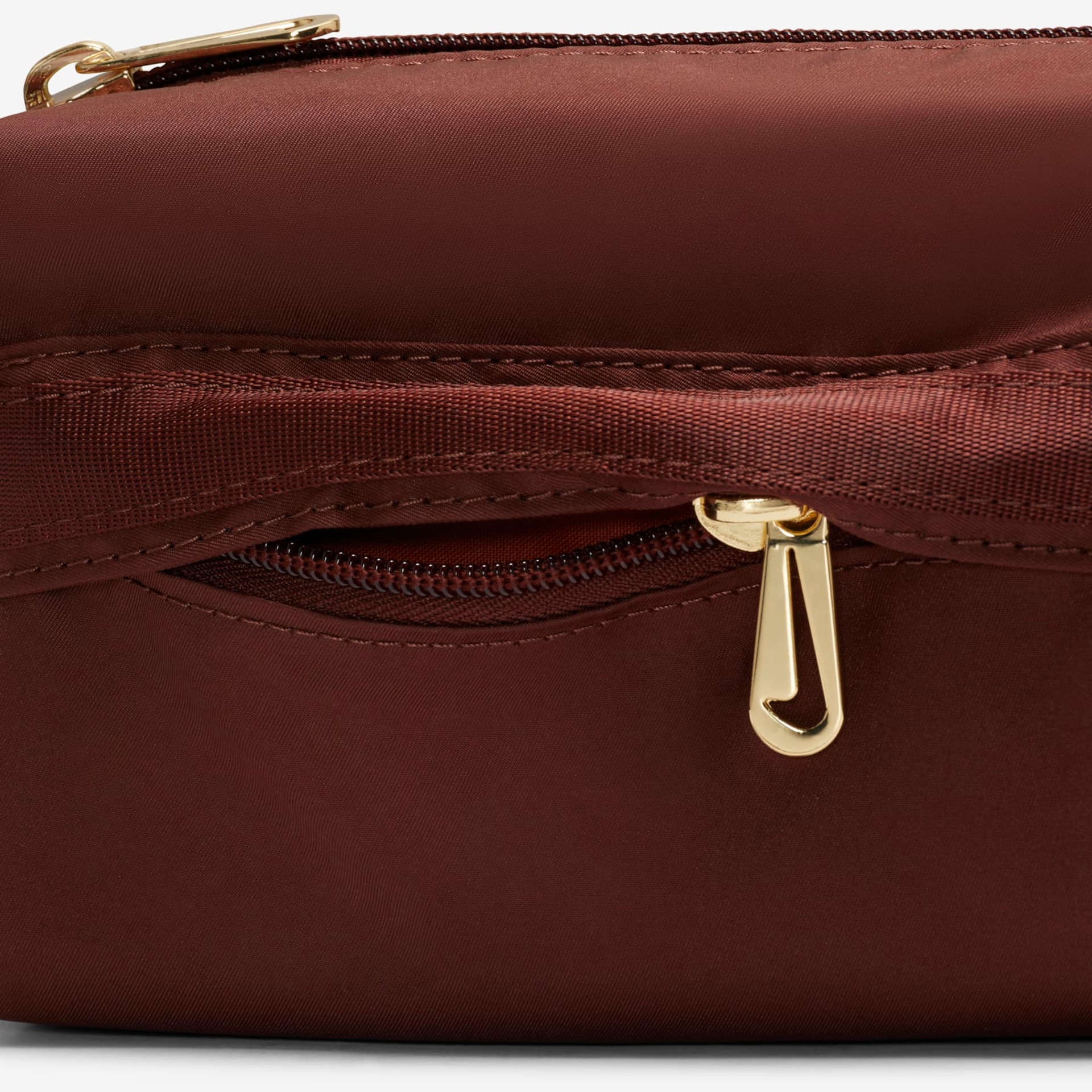 Bolsa Transversal Nike Sportswear Futura Luxe Feminina - Foto 8