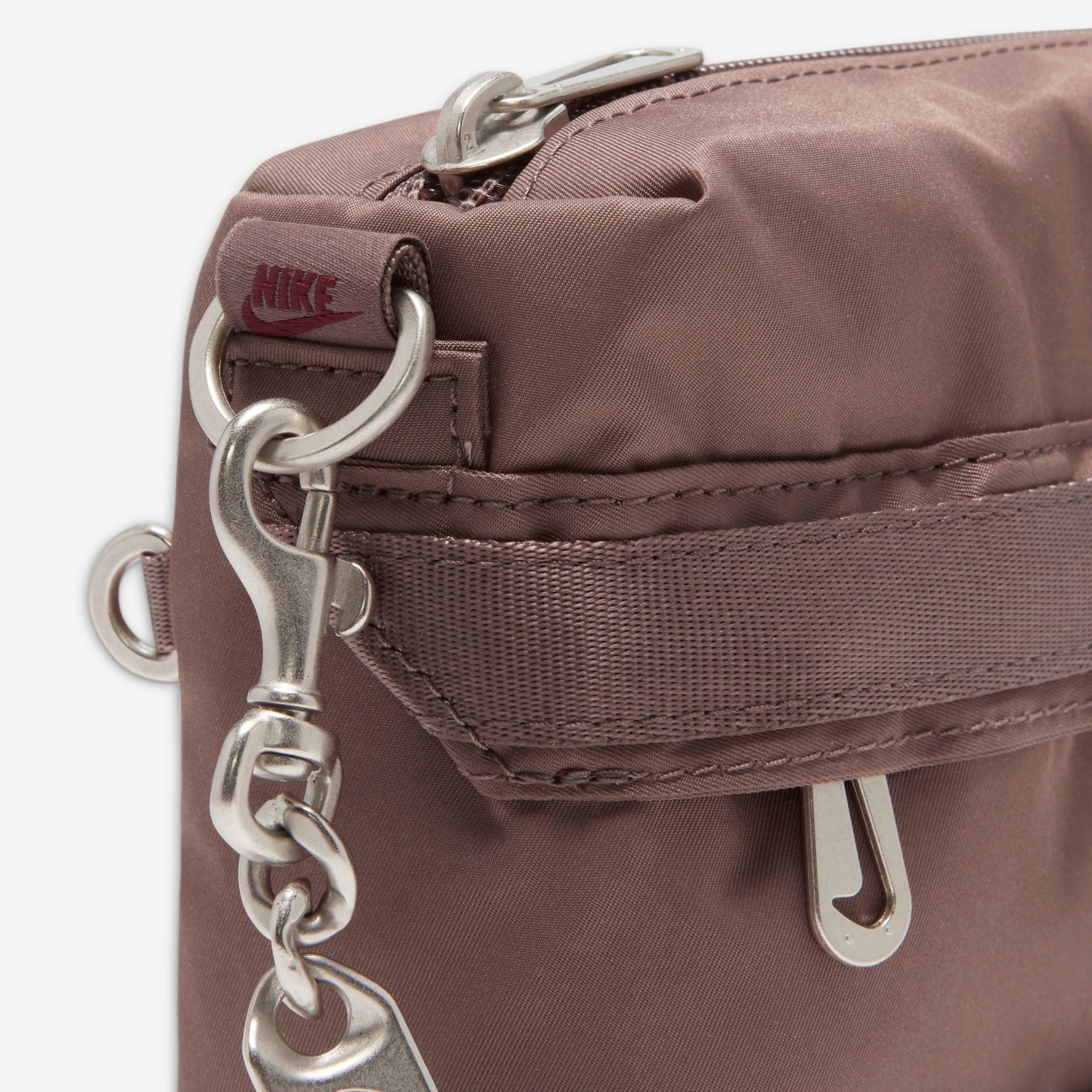 Bolsa Transversal Nike Sportswear Futura Luxe Feminina - Foto 8