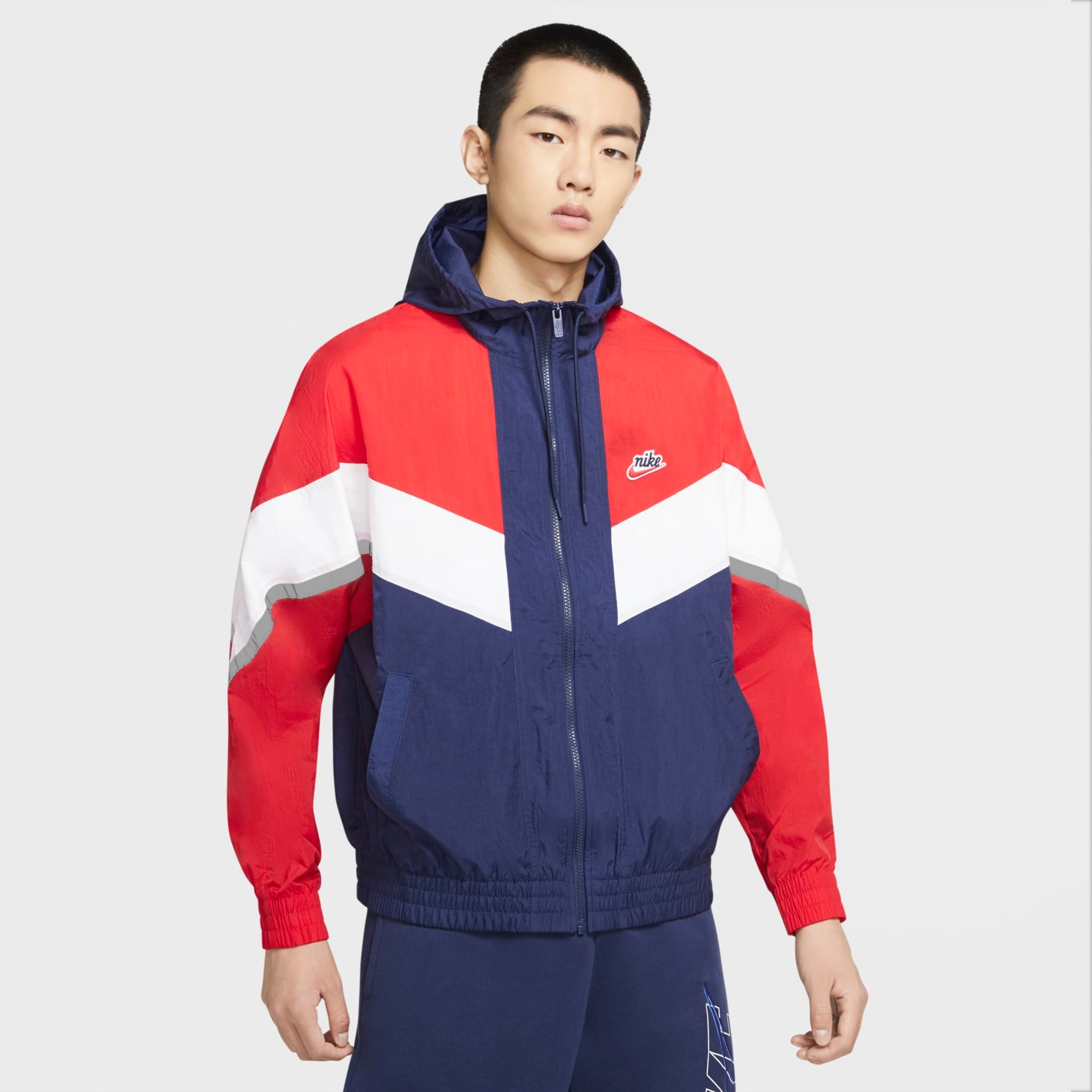 Jaqueta Nike Sportswear Windrunner+ Masculina - Foto 1