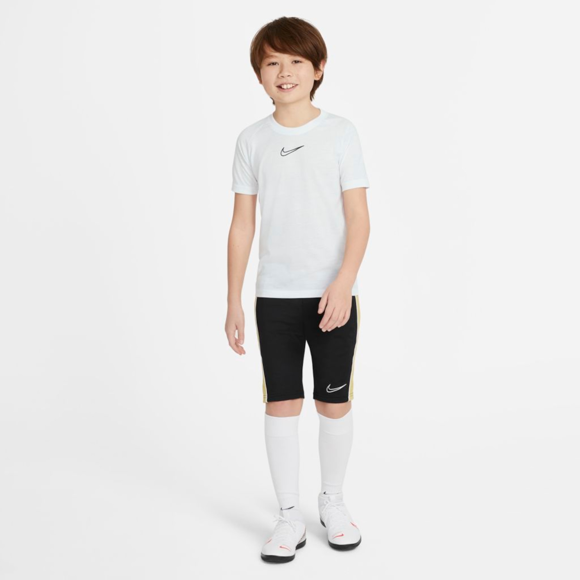 Shorts Nike Dri-FIT Academy Infantil - Foto 6
