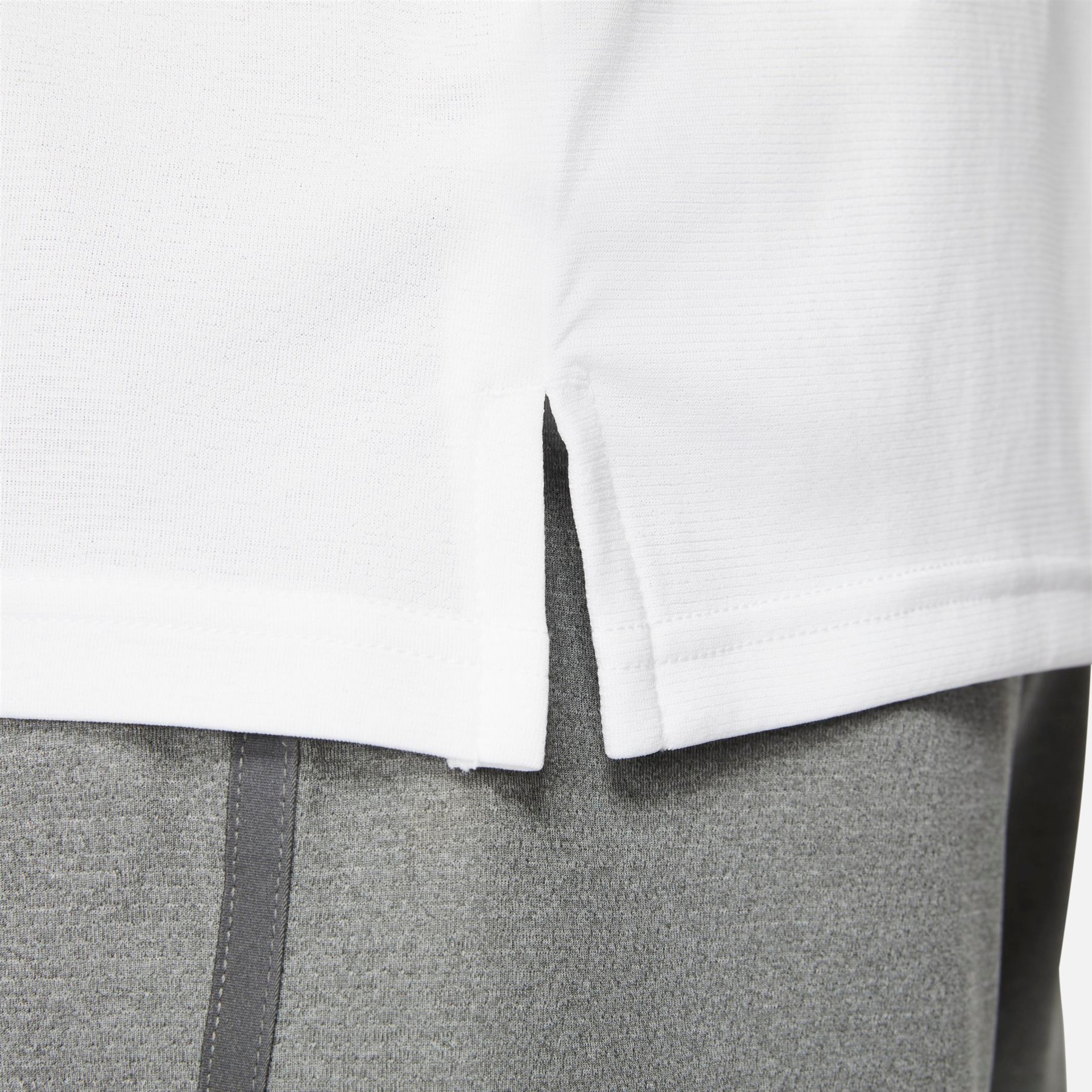 Camiseta Nike Dri-FIT Superset Masculina - Foto 4