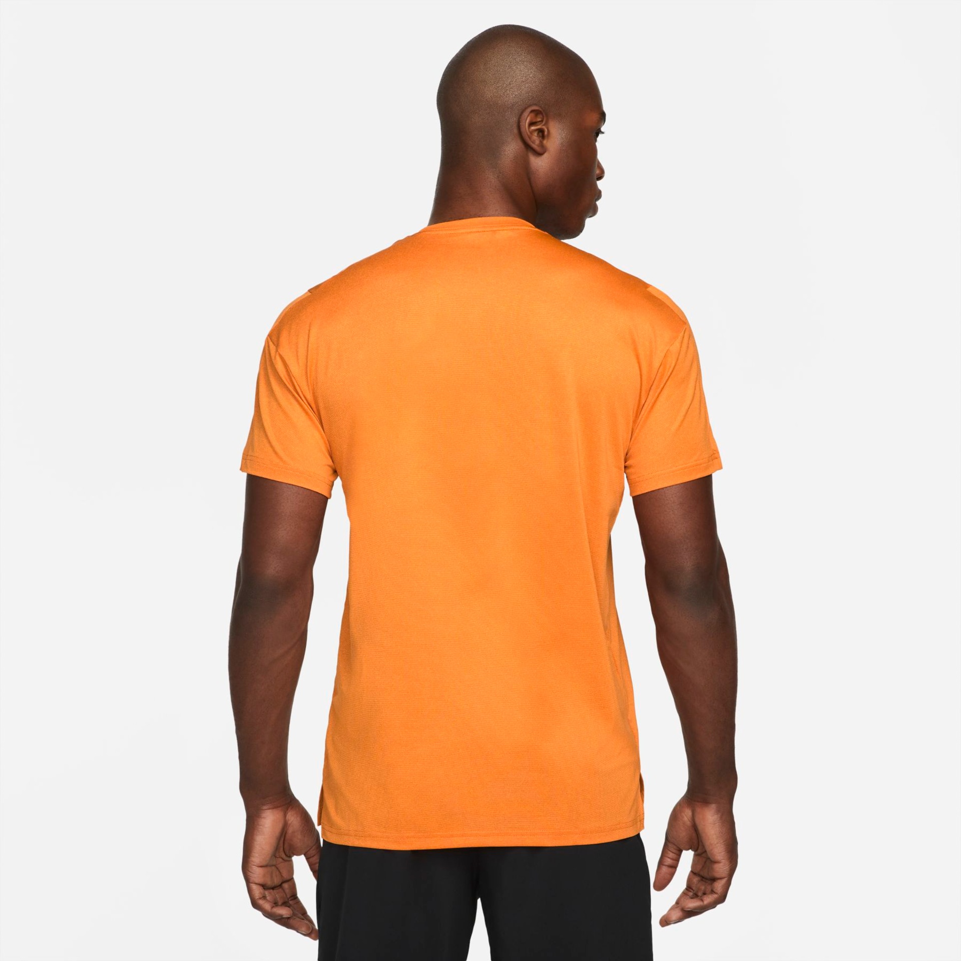Camiseta Nike Pro Dri-FIT Masculina - Foto 2