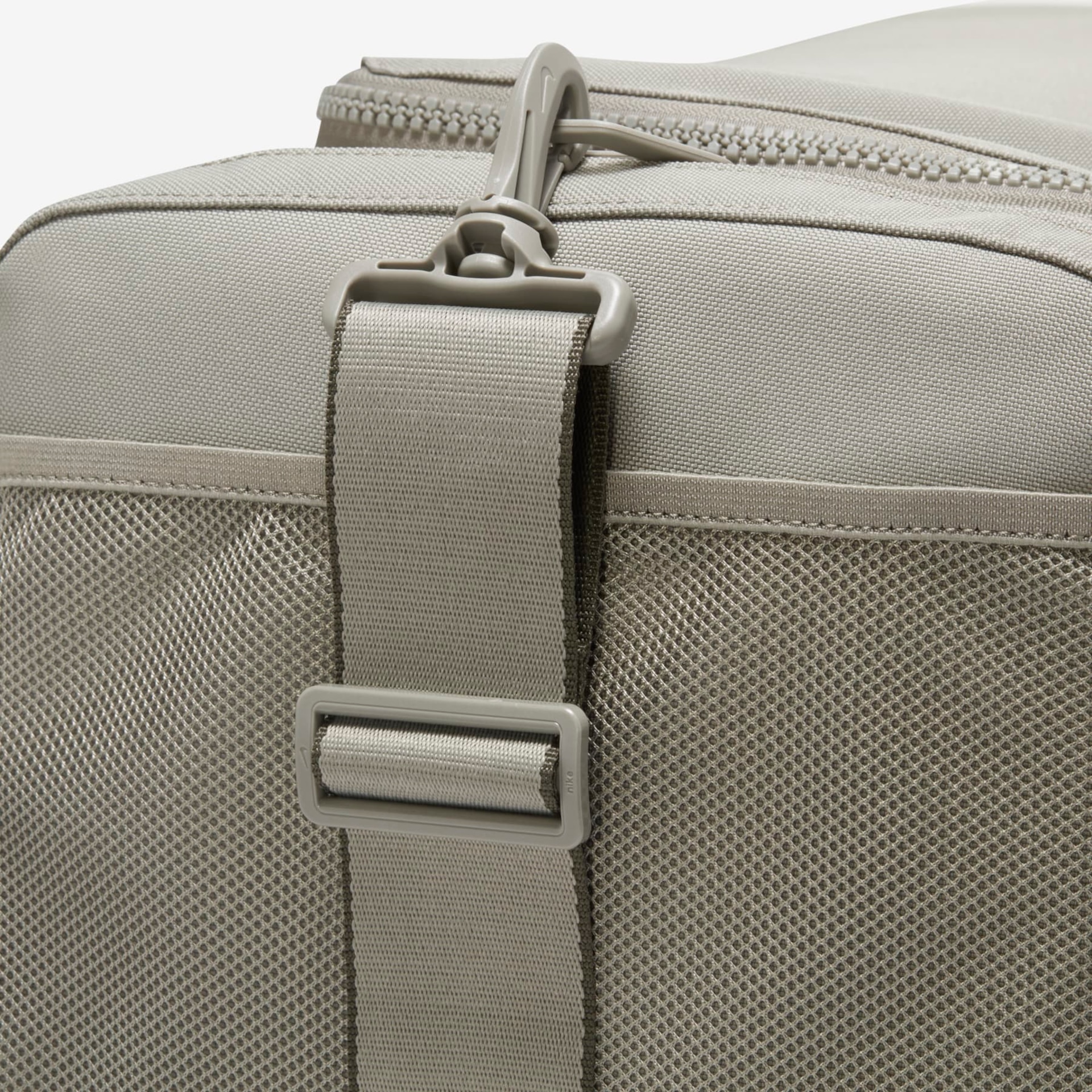 Bolsa Nike Utility Power Unissex - Foto 9