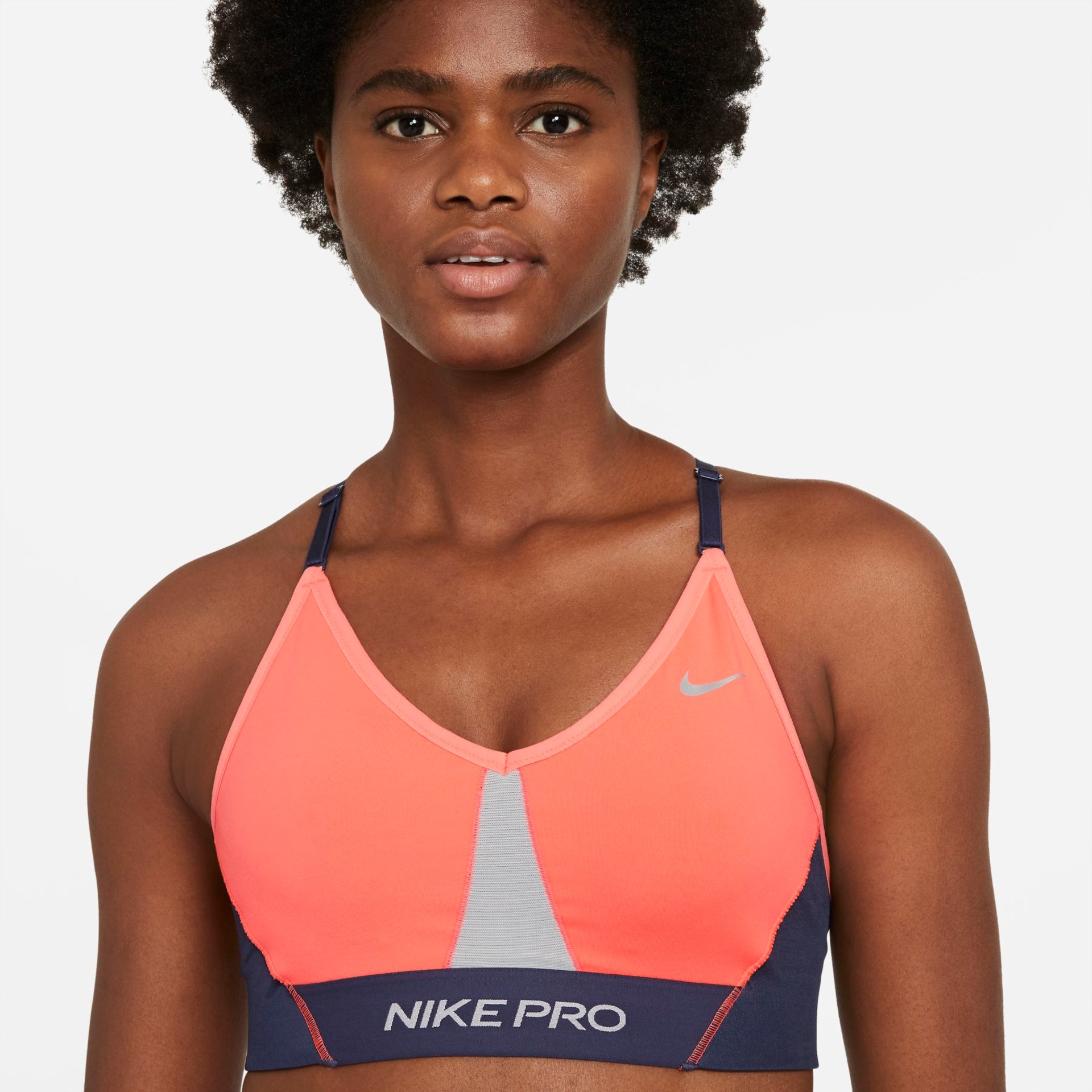 Top Nike Pro Dri-FIT Indy Feminino - Foto 3