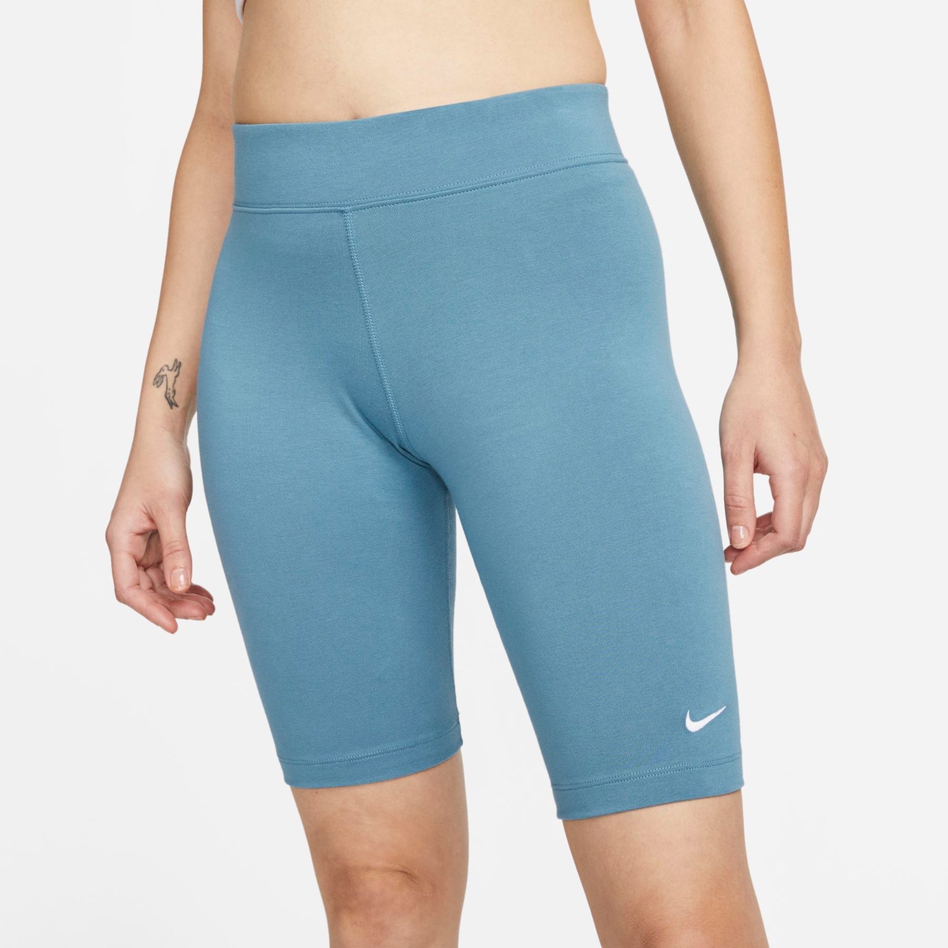 Shorts Nike Sportswear Essential Feminino - Foto 2