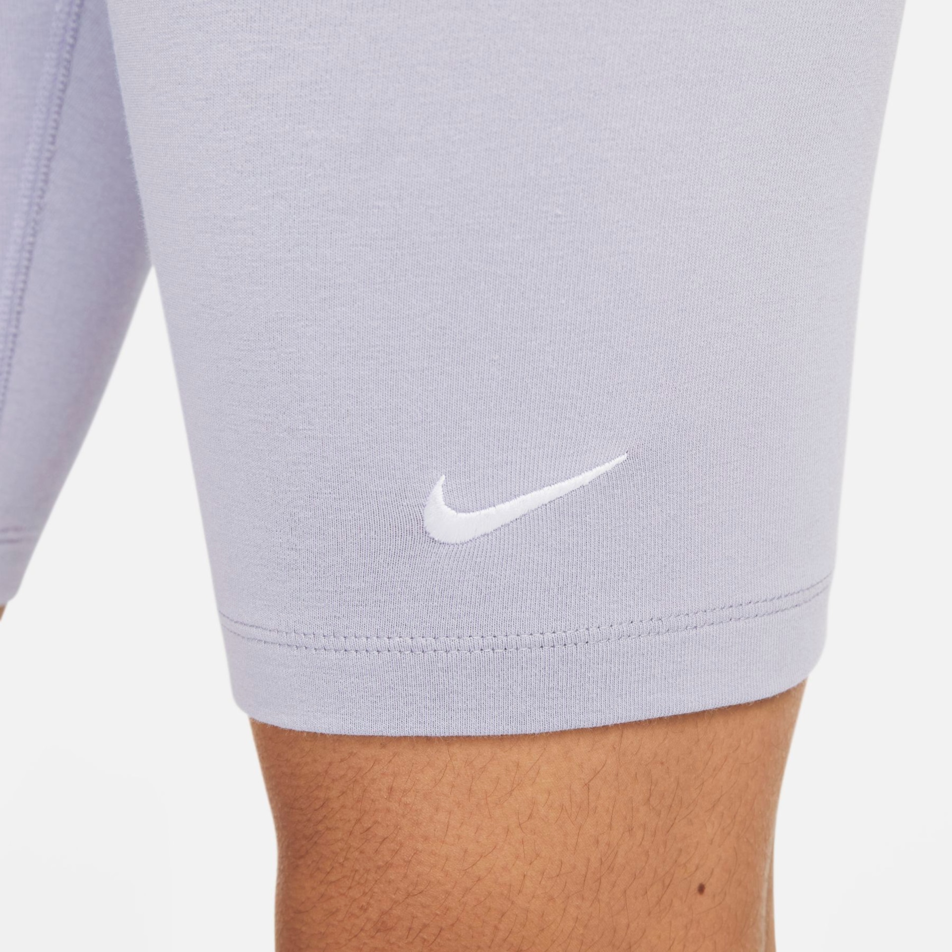 Shorts Nike Sportswear Essential Feminino - Foto 4
