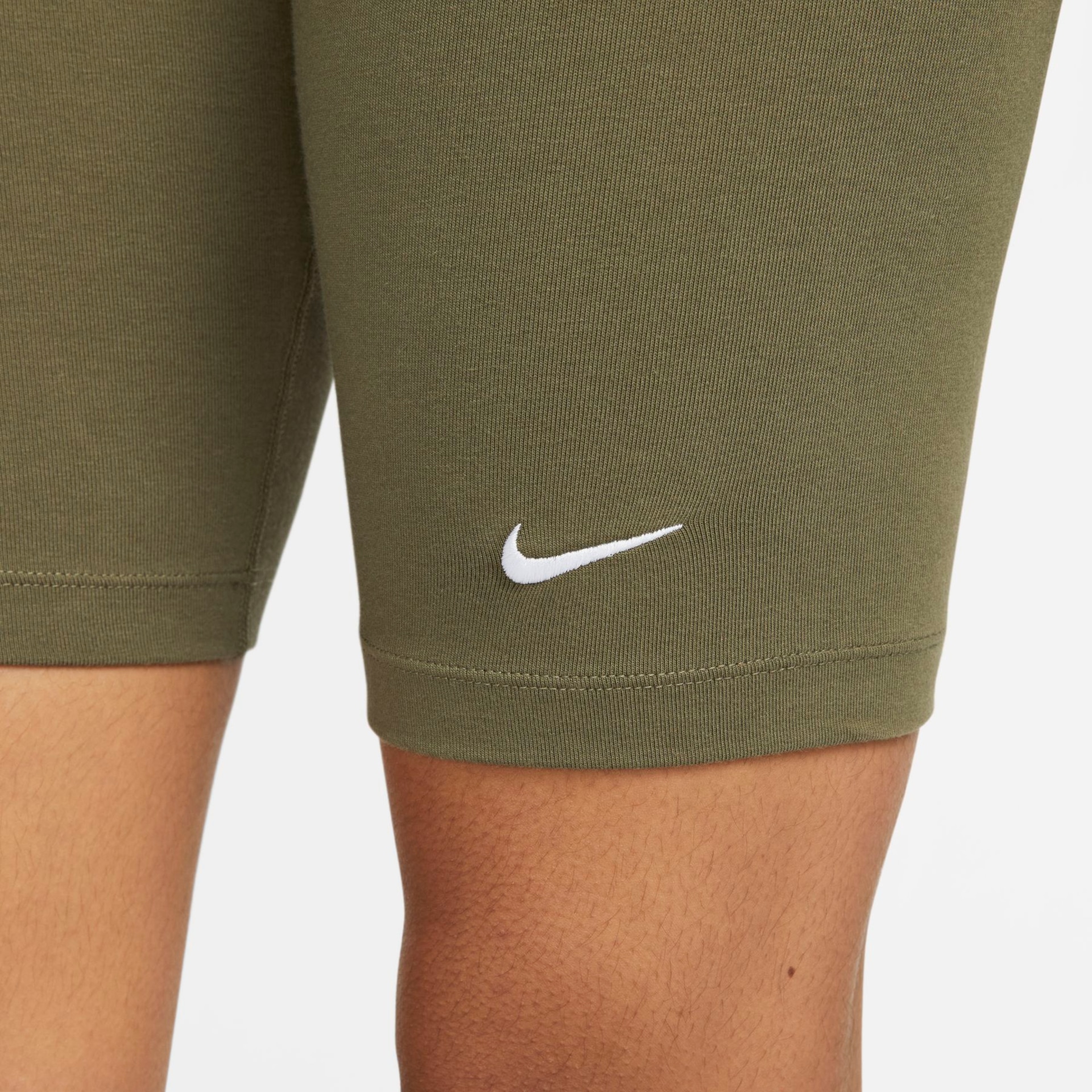 Shorts Nike Sportswear Essential Feminino - Foto 3