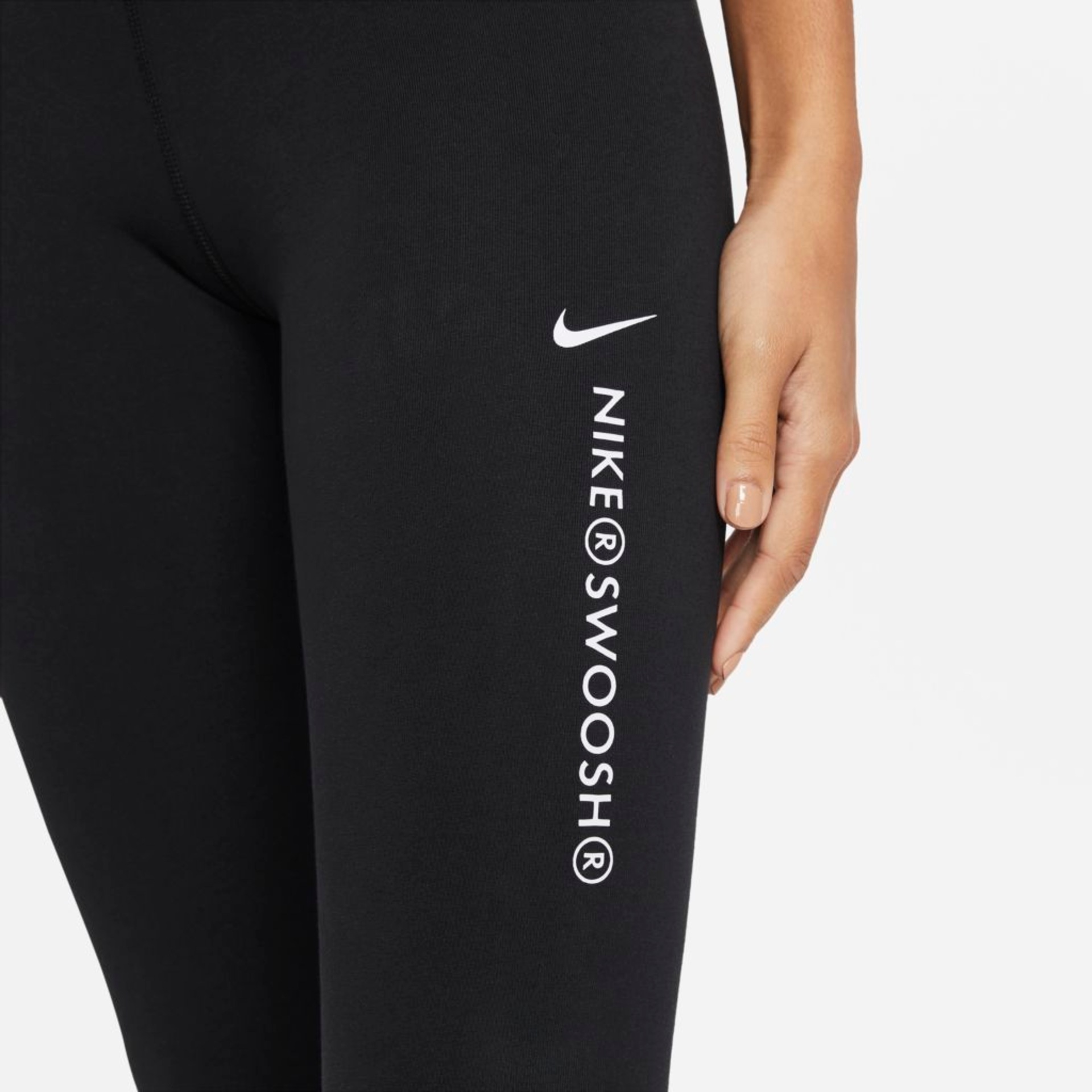 Legging Nike Sportswear Swoosh Feminina - Foto 3