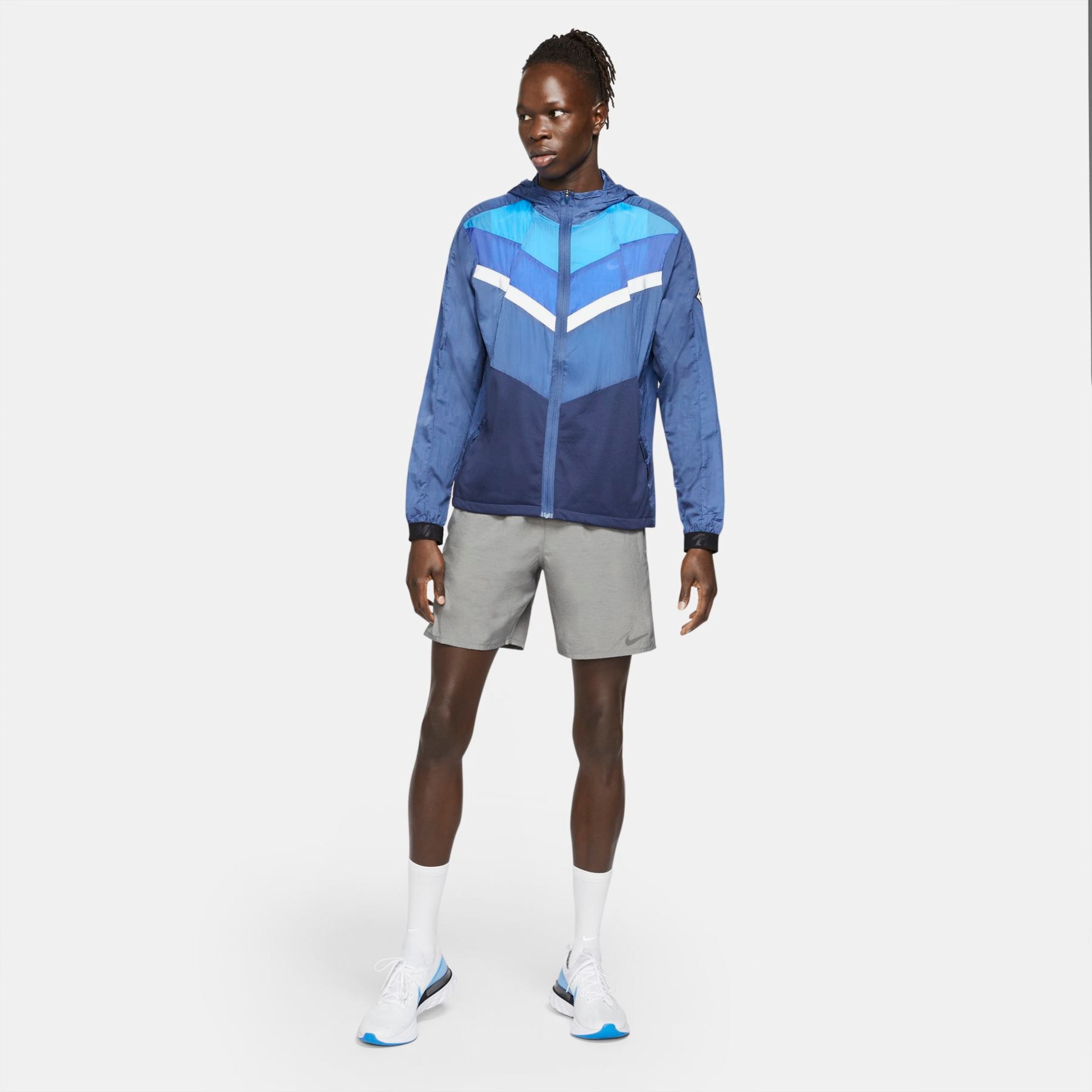 Shorts Nike Challenger Masculino - Foto 8