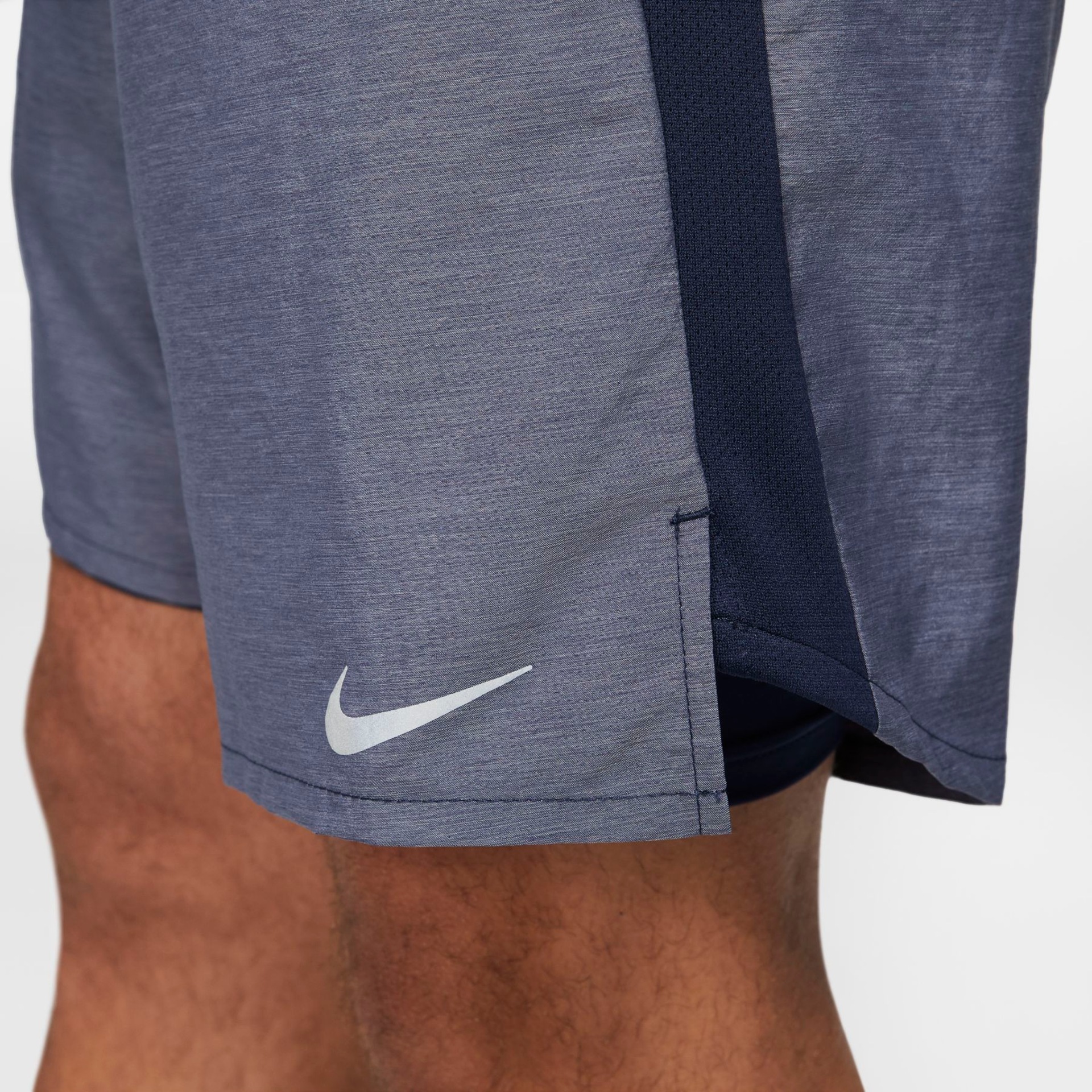 Shorts Nike Challenger Masculino - Foto 4
