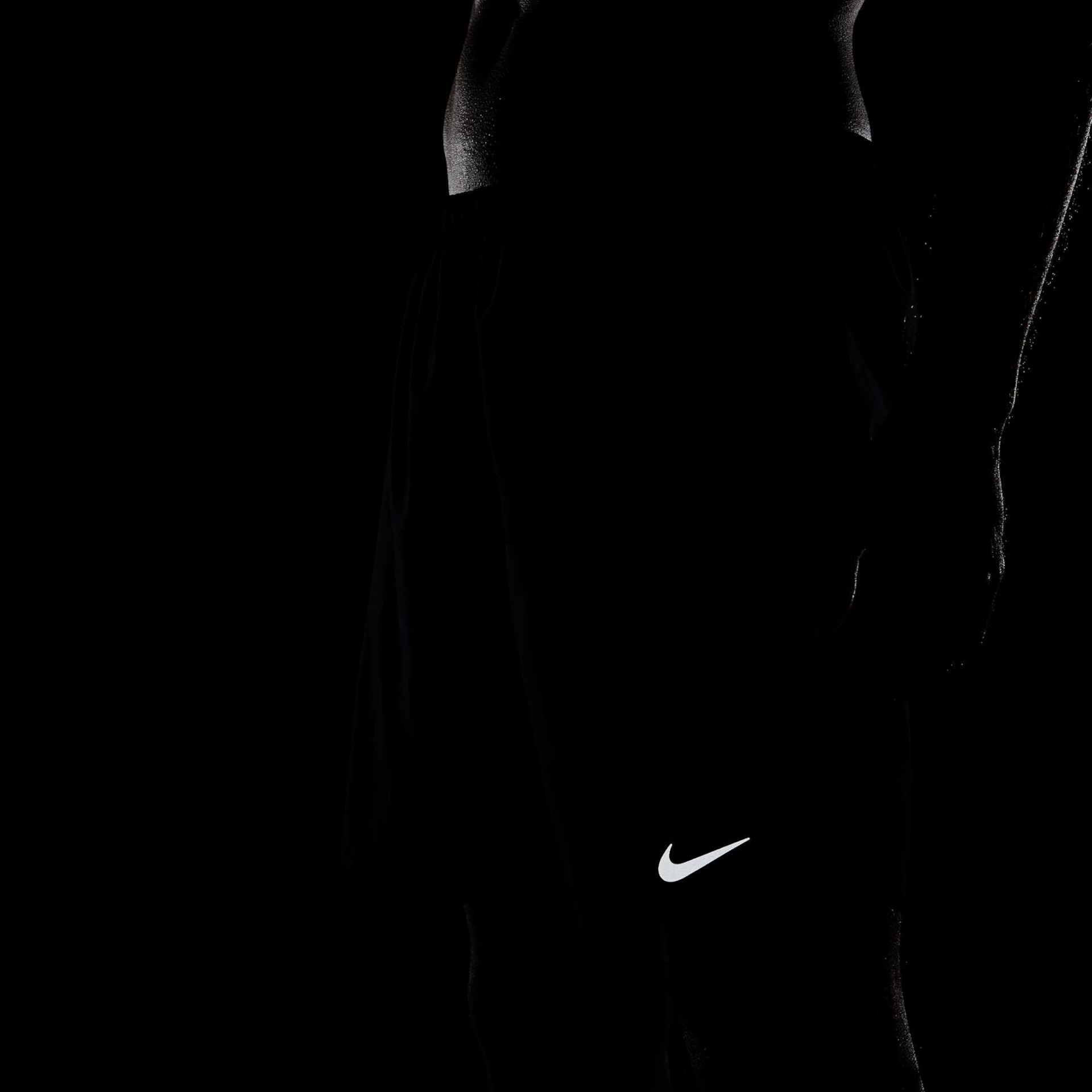 Shorts Nike Challenger Masculino - Foto 18