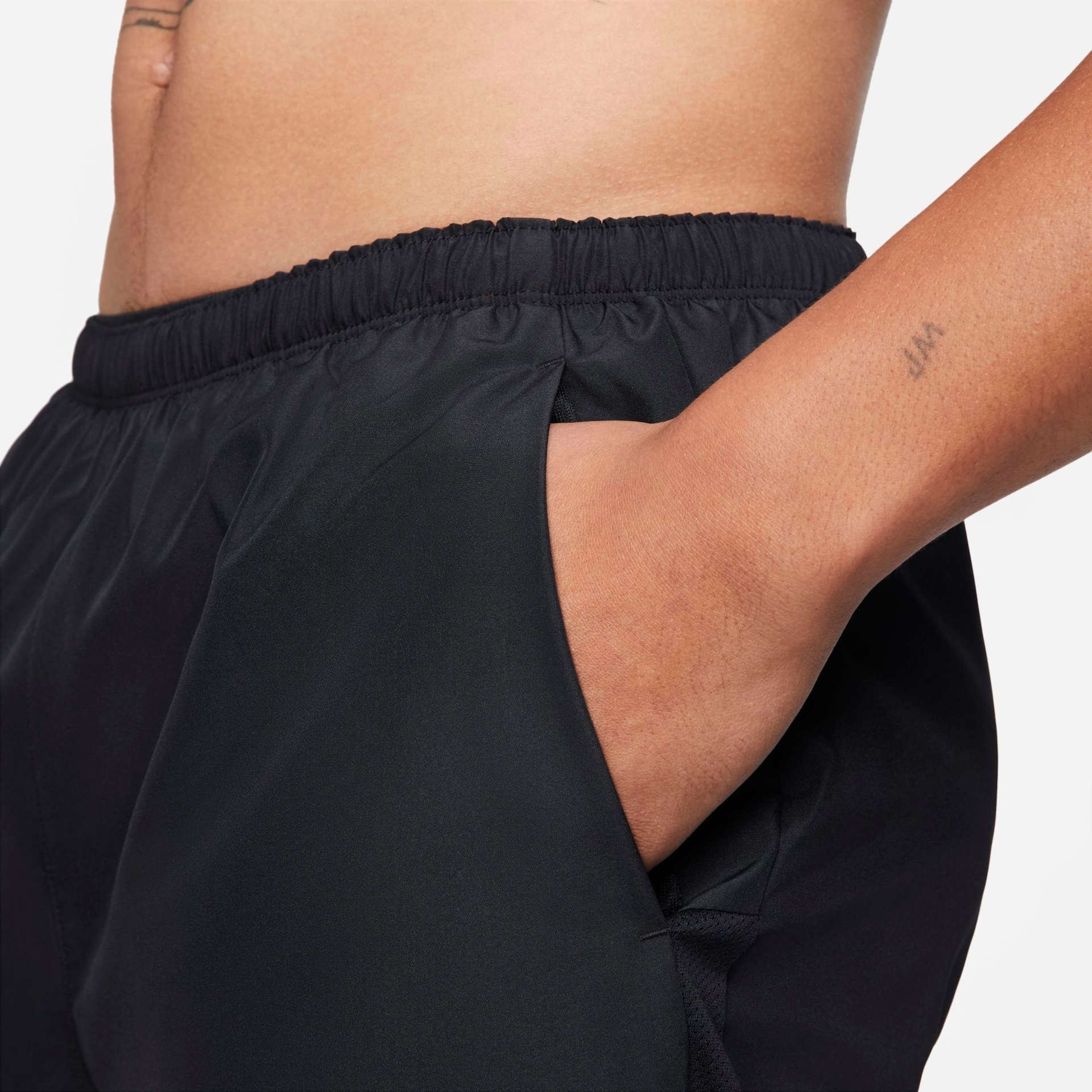 Shorts Nike Dri-FIT Challenger Masculino - Foto 5