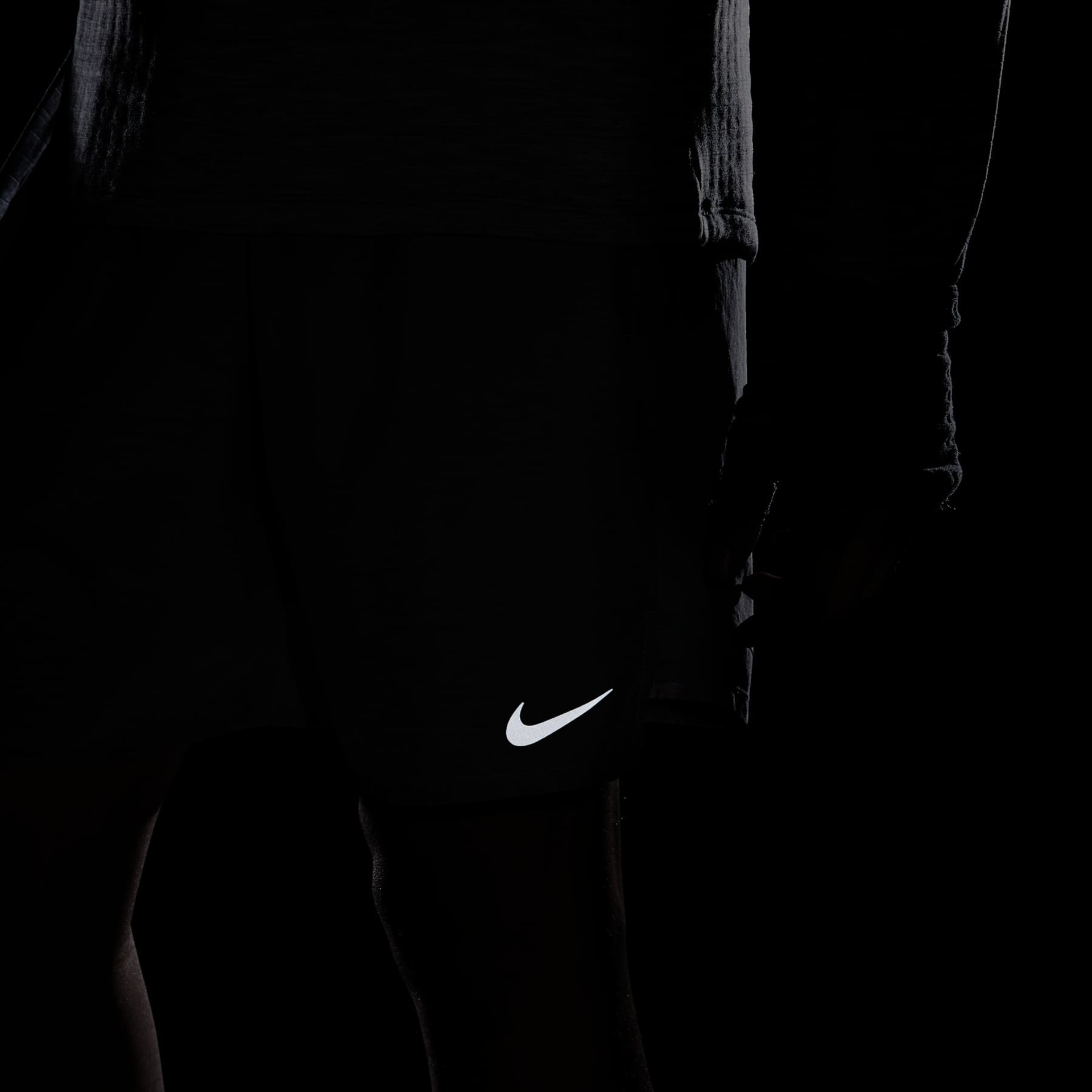 Shorts Nike Dri-FIT Challenger Masculino - Foto 18