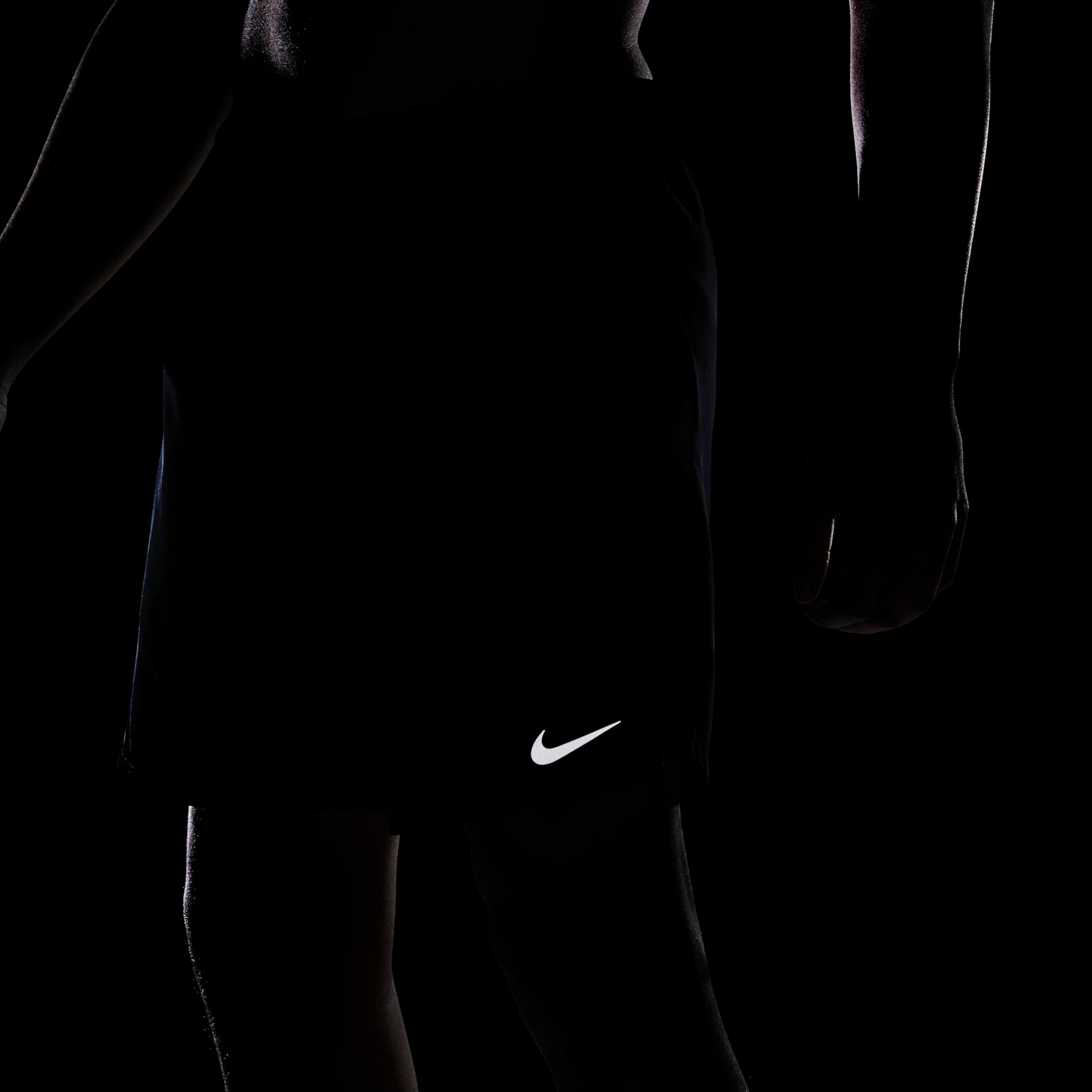 Shorts Nike Dri-FIT Challenger Masculino - Foto 9