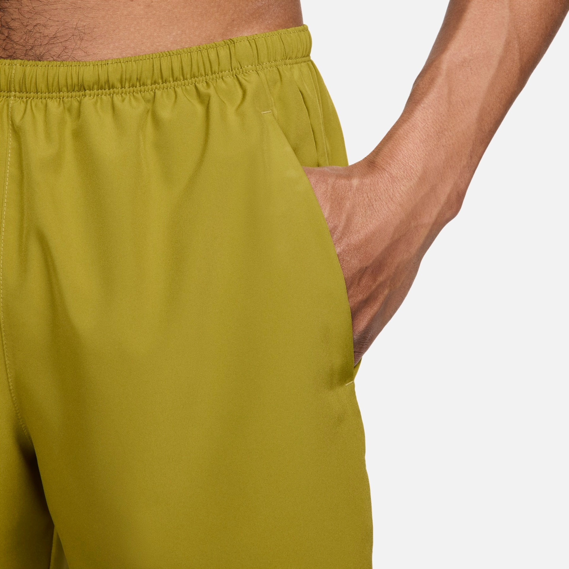 Shorts Nike Dri-FIT Challenger Masculino - Foto 6