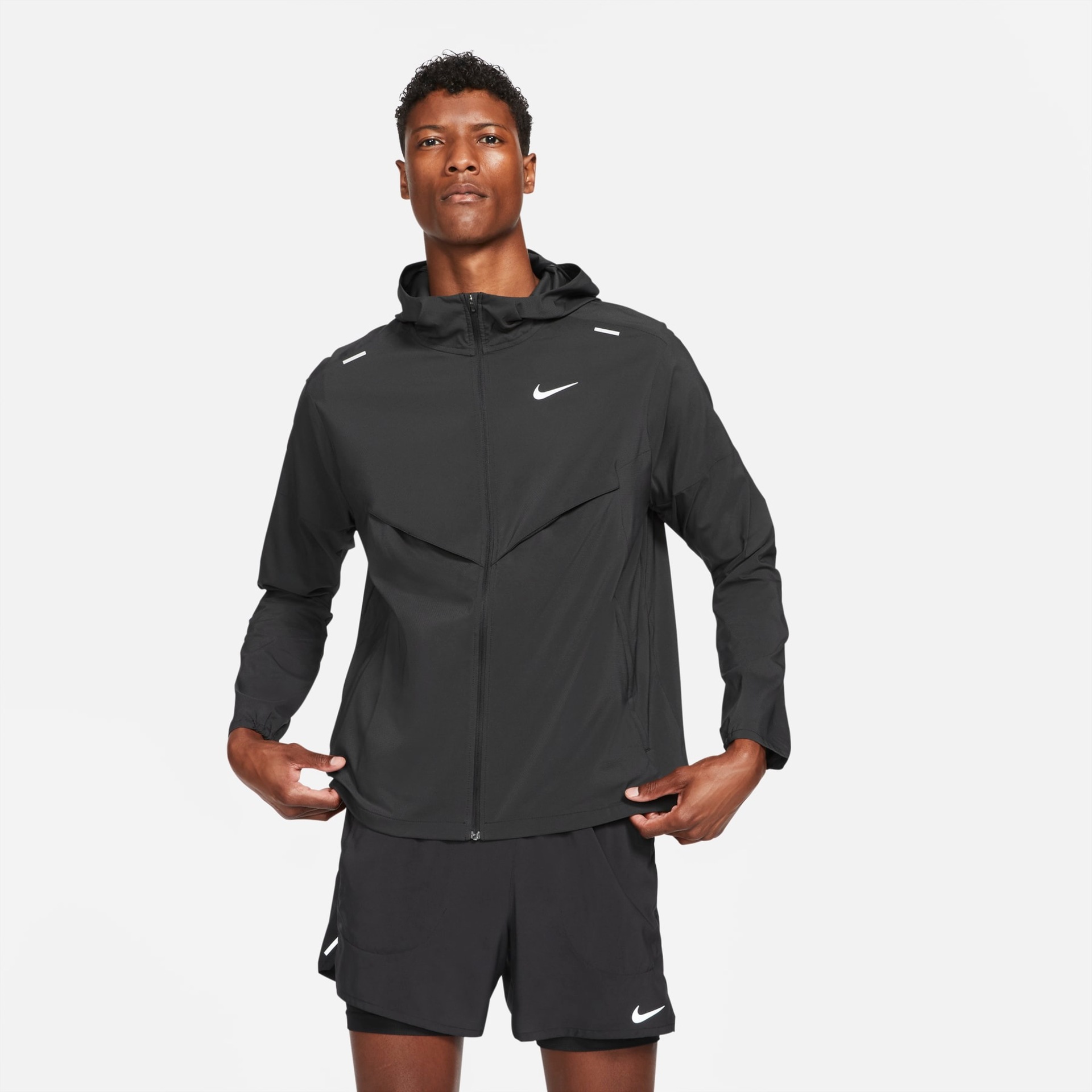 Jaqueta Nike Repel UV Windrunner Masculina - Foto 1