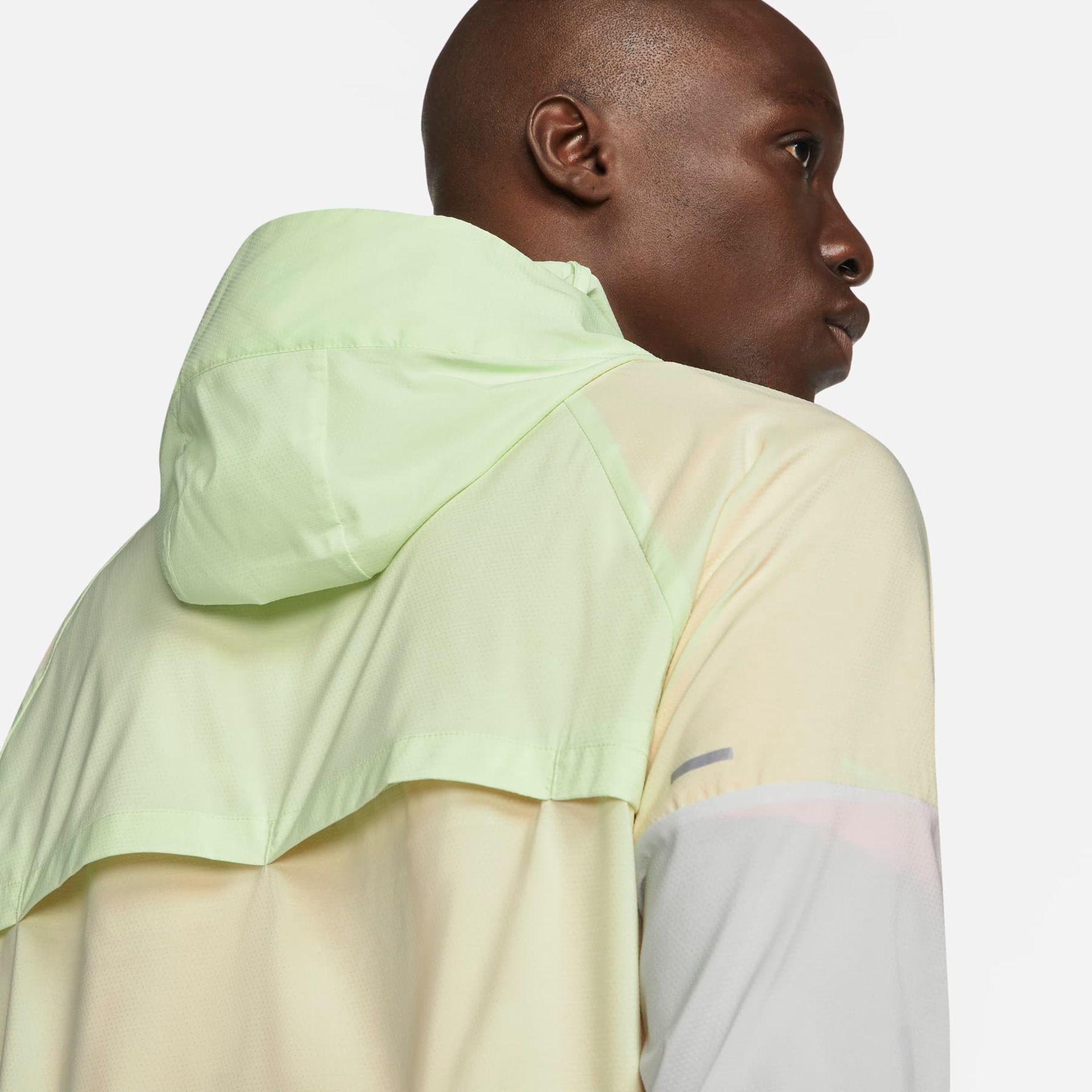 Jaqueta Nike Repel UV Windrunner Masculina - Foto 5