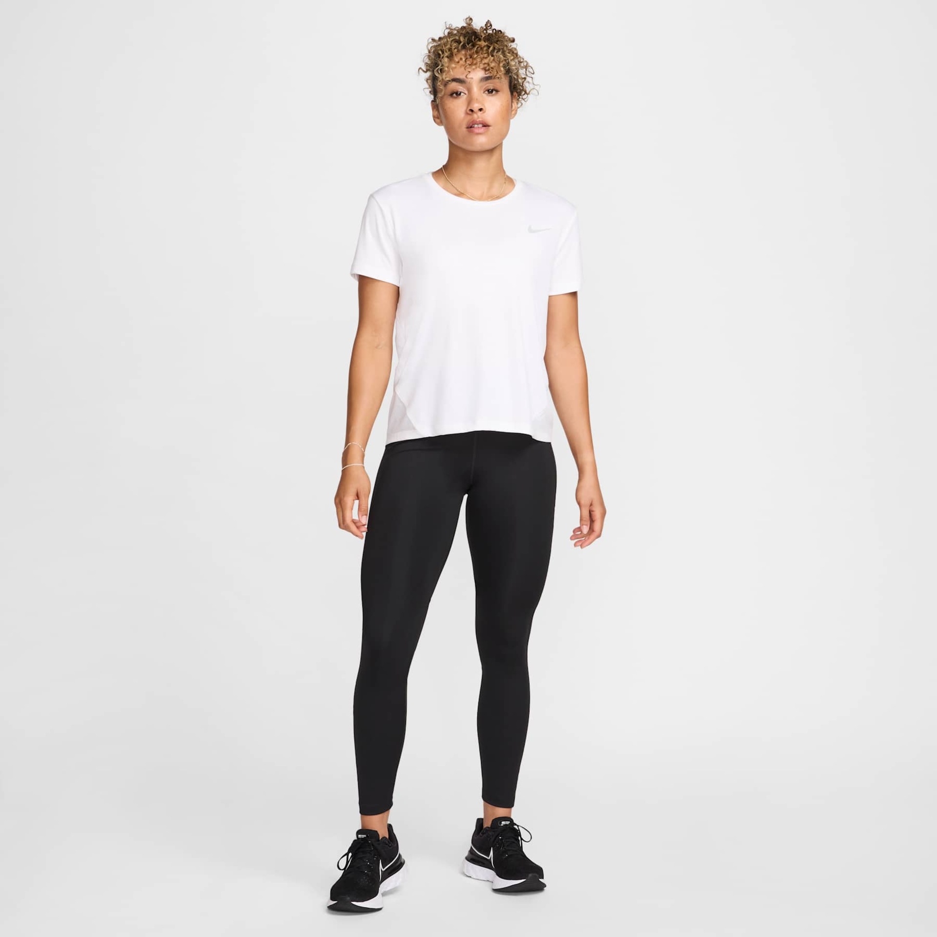 Legging Nike Epic Fast Feminina - Foto 10