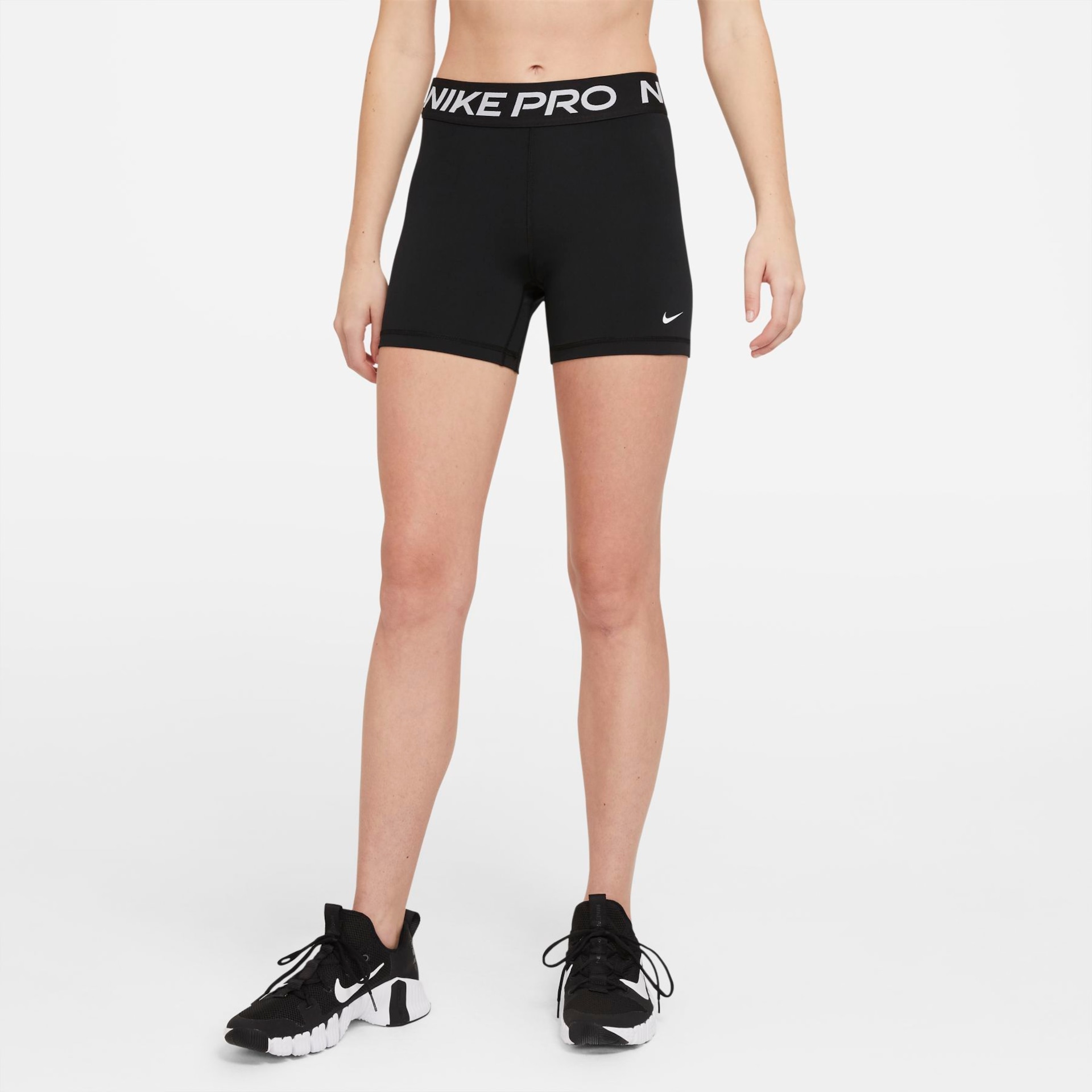 Shorts Nike Pro 365 Feminino - Foto 1