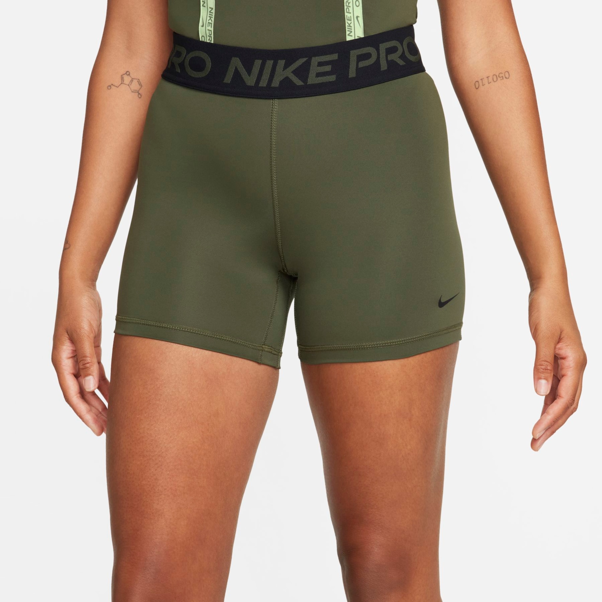 Shorts Nike Pro 365 Feminino - Foto 2
