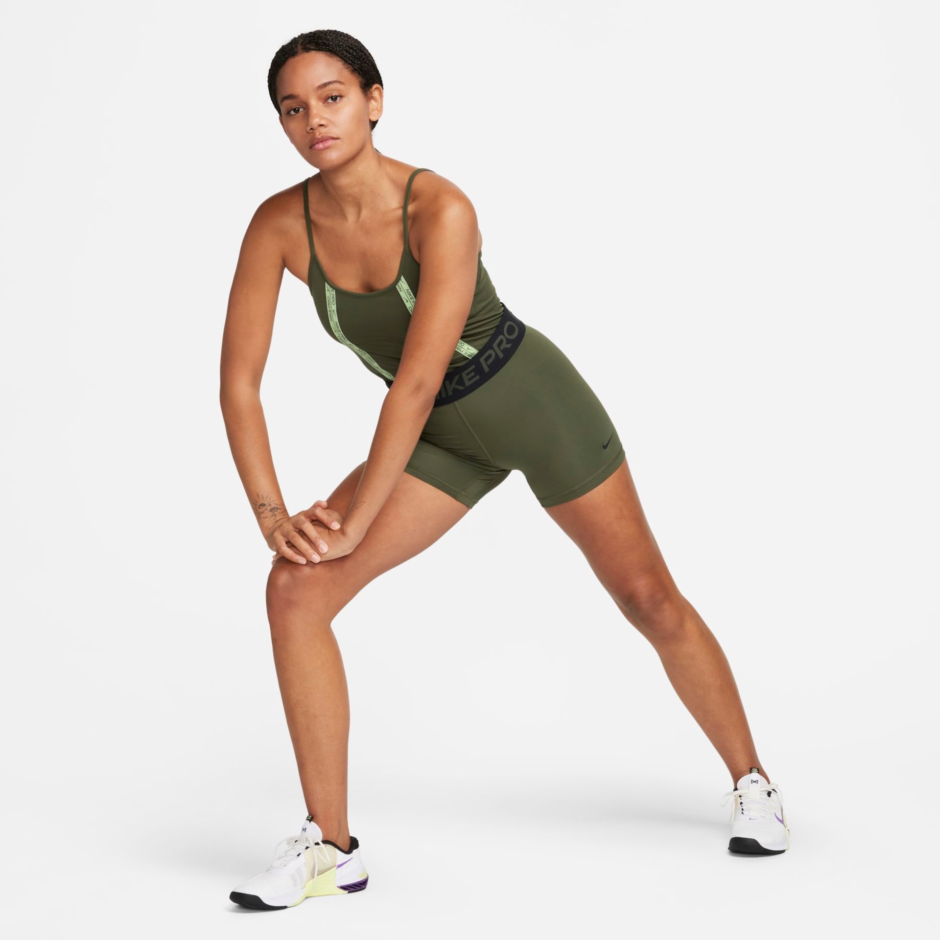 Shorts Nike Pro 365 Feminino - Foto 6