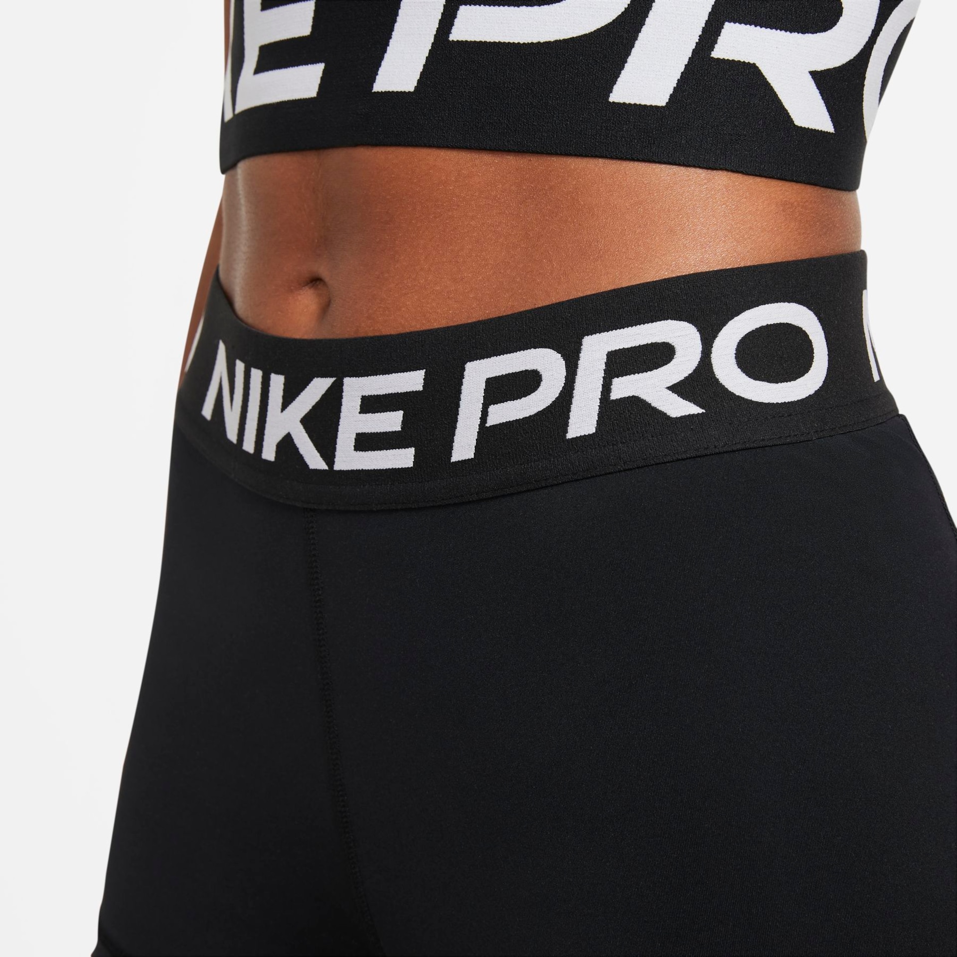 Shorts Nike Pro Feminino - Foto 4